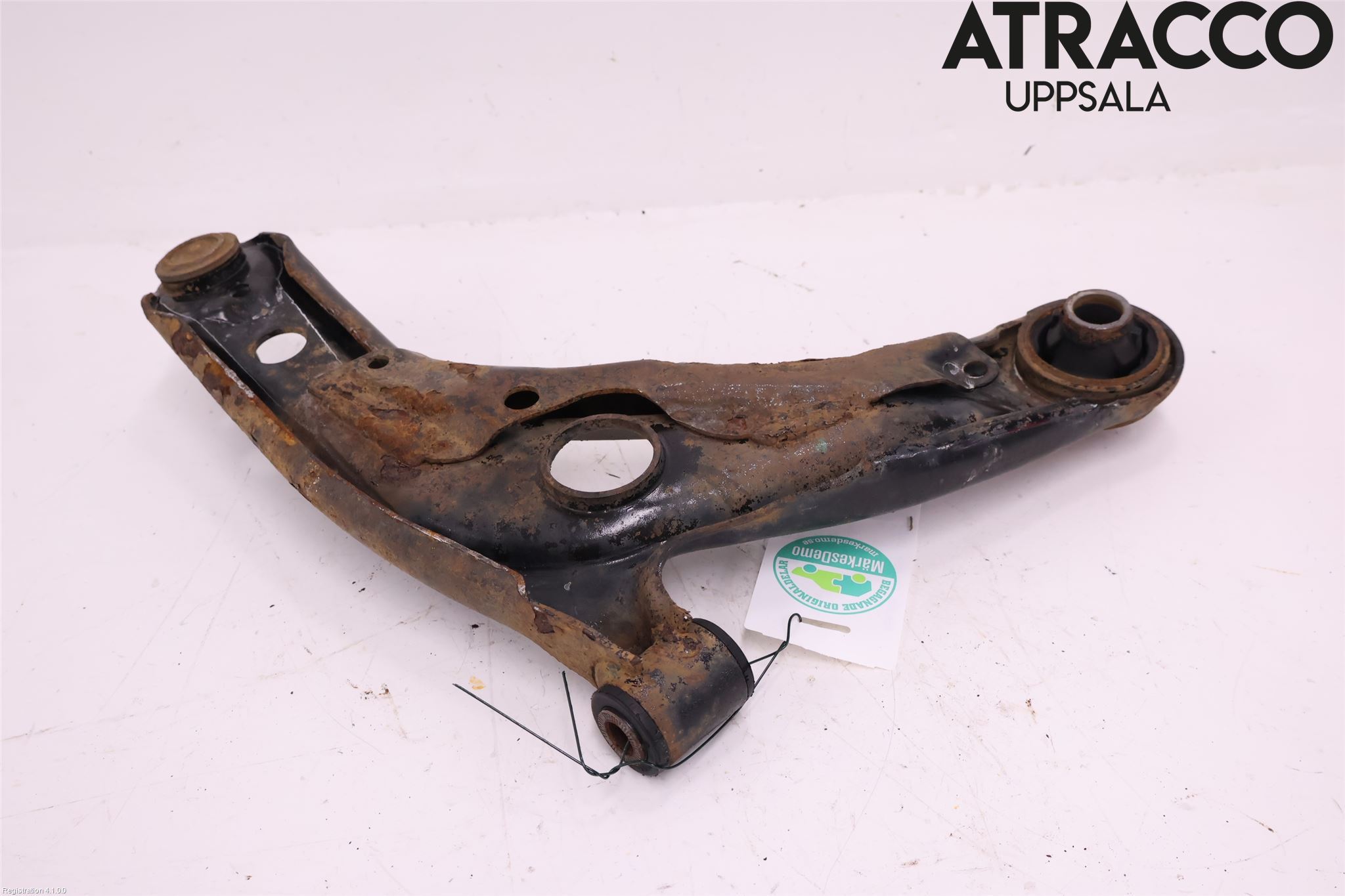 Toyota YARIS XP130 12-14 Bärarm Fram Undre Vä