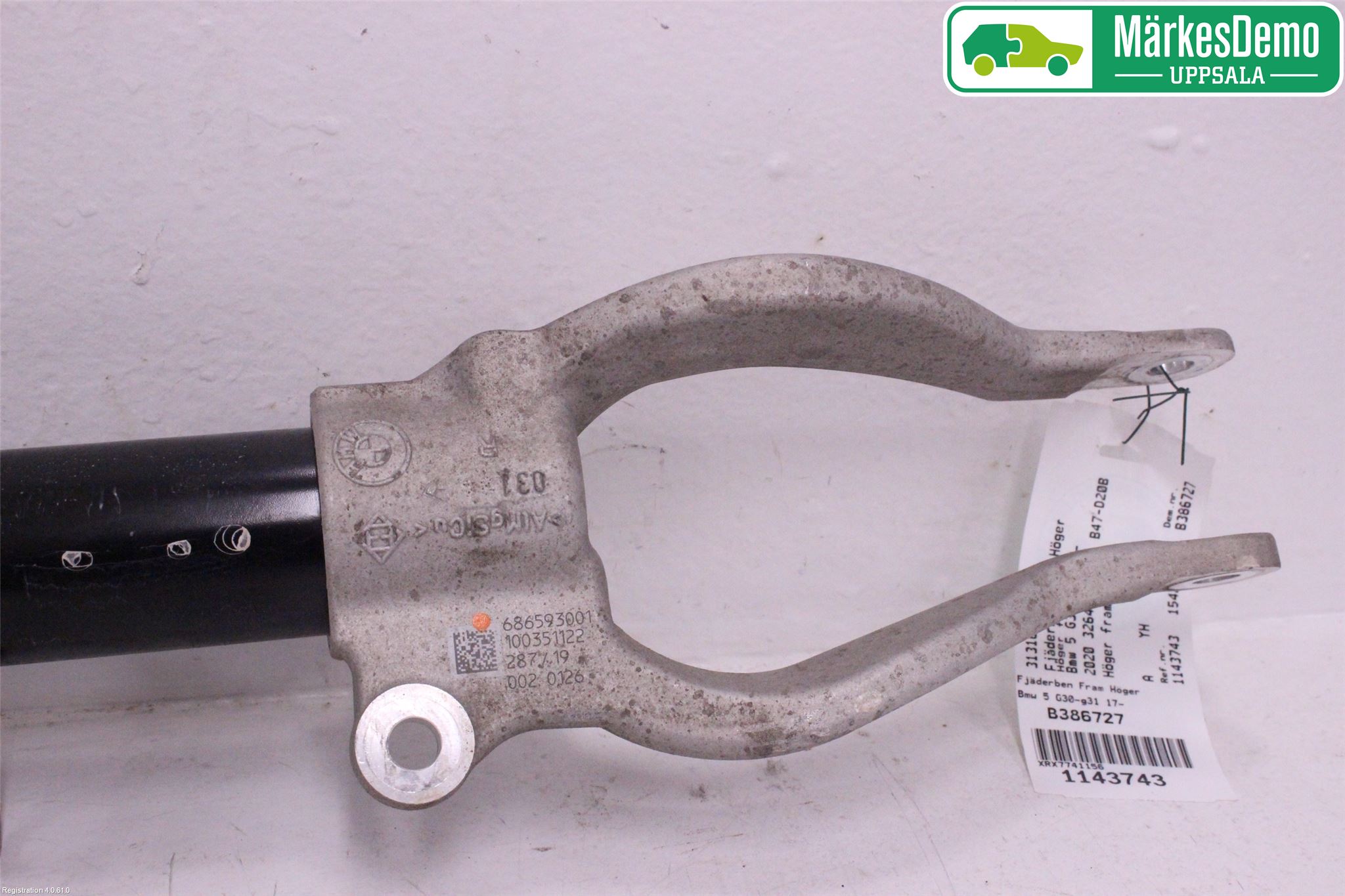 BMW 5 G30/G31/F90 17-23 Fjäderben Fram Höger