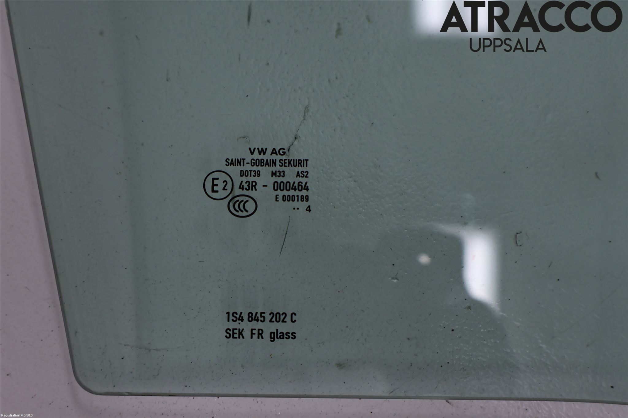 Volkswagen VW UP! / E-UP! Dörruta Fram Höger