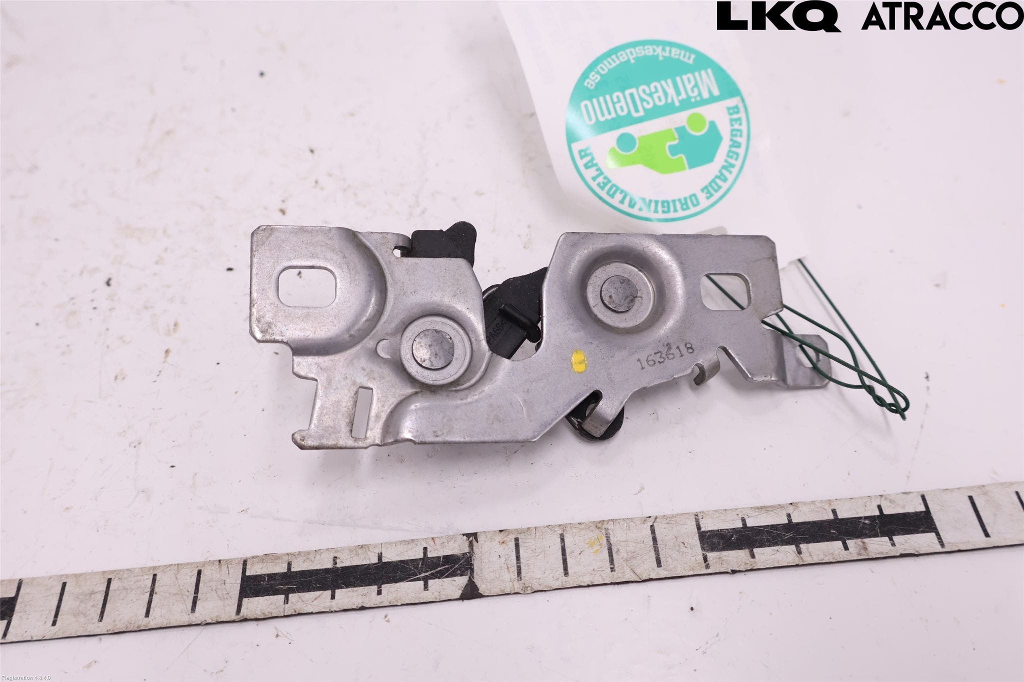 Opel COMBO E 19- Huvlås