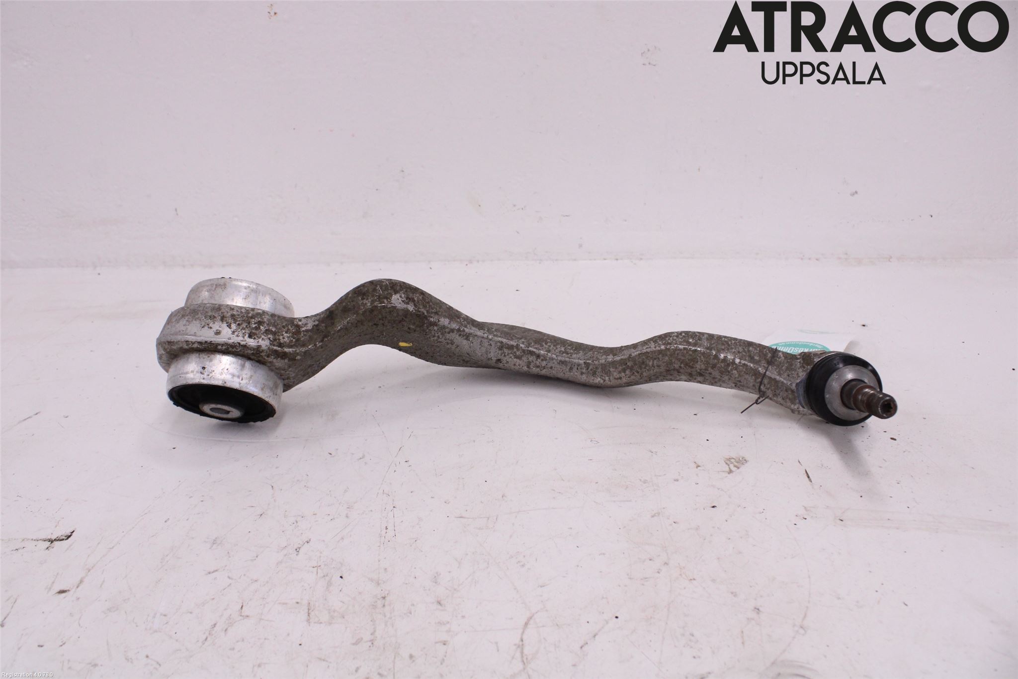 BMW 1 F20/F21 11-19 Bärarm Fram Undre Hö