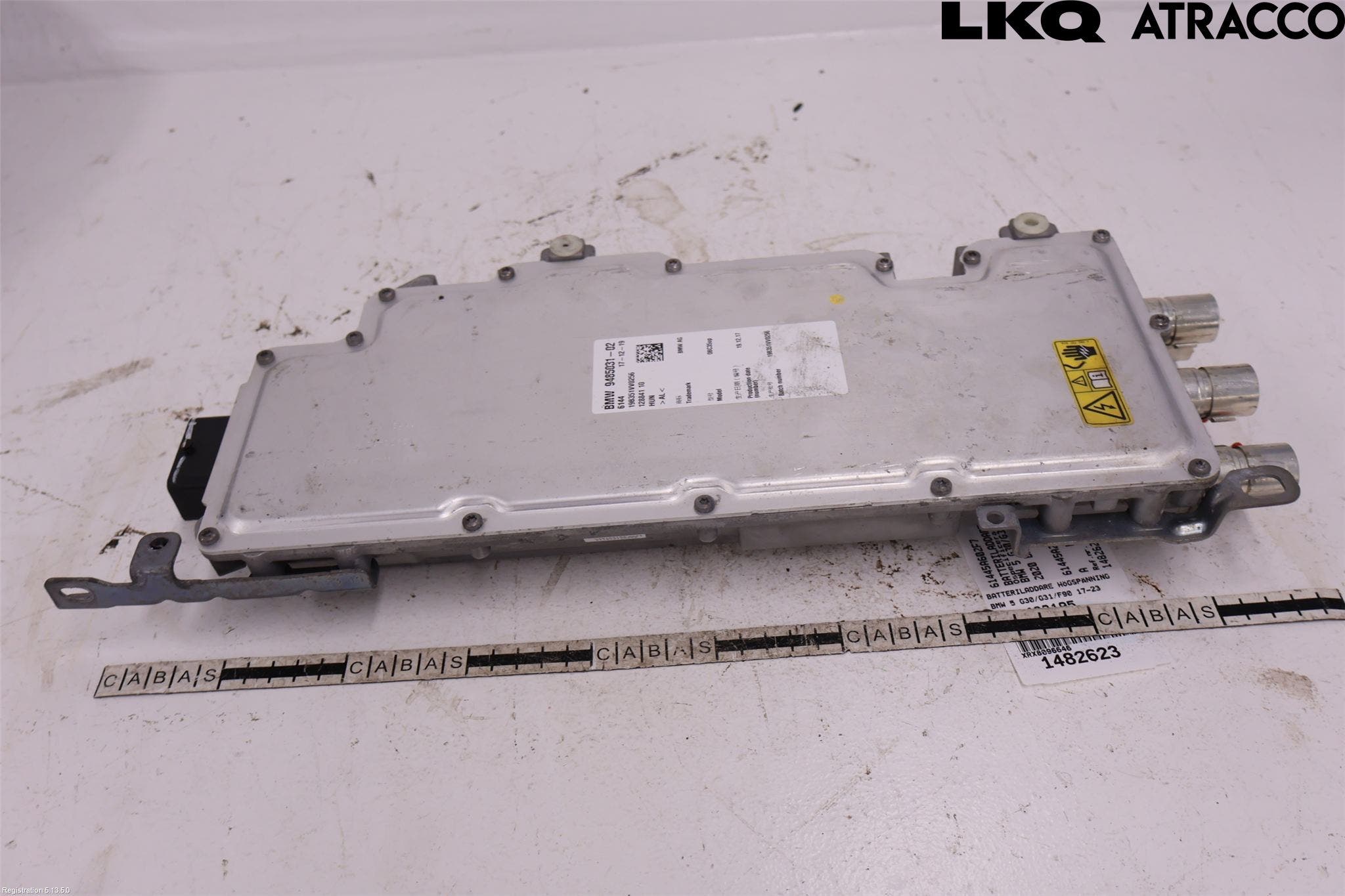BMW 5 G30/G31/F90 17-23 Batteriladdare Högspänning