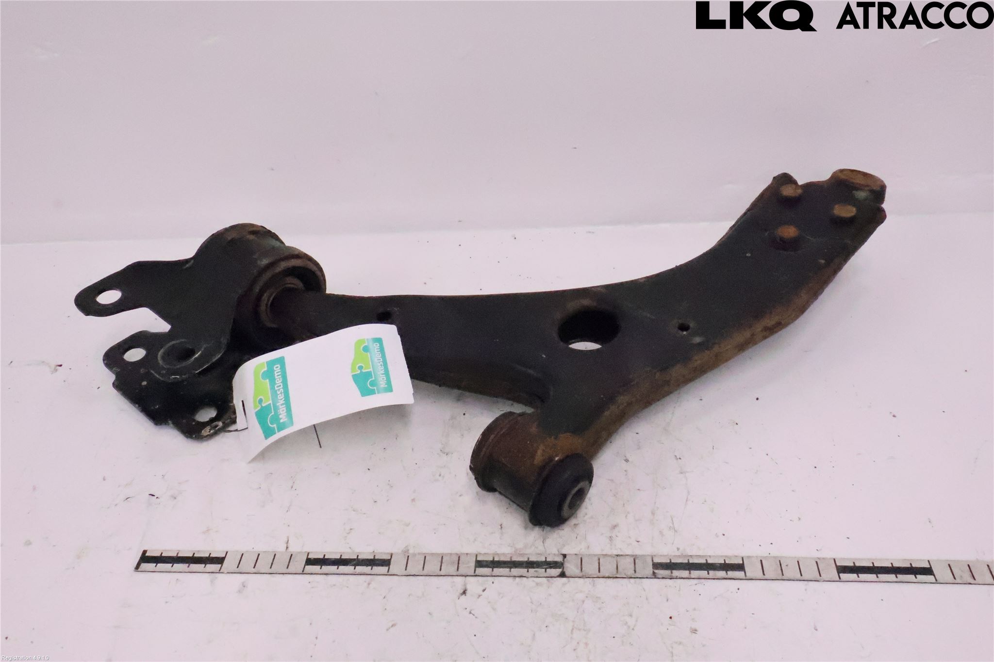 Volvo V40 12-19 Bärarm Fram Undre Hö