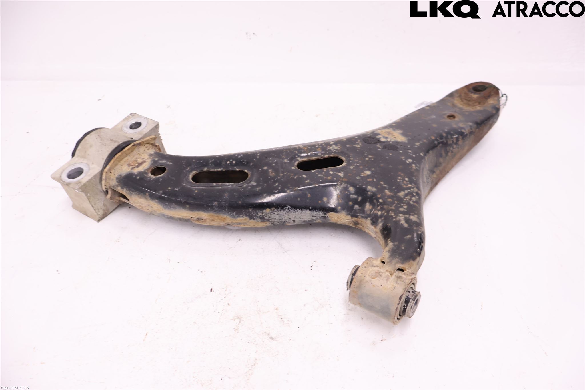 Subaru OUTBACK 15-20 Bärarm Fram Undre Vä