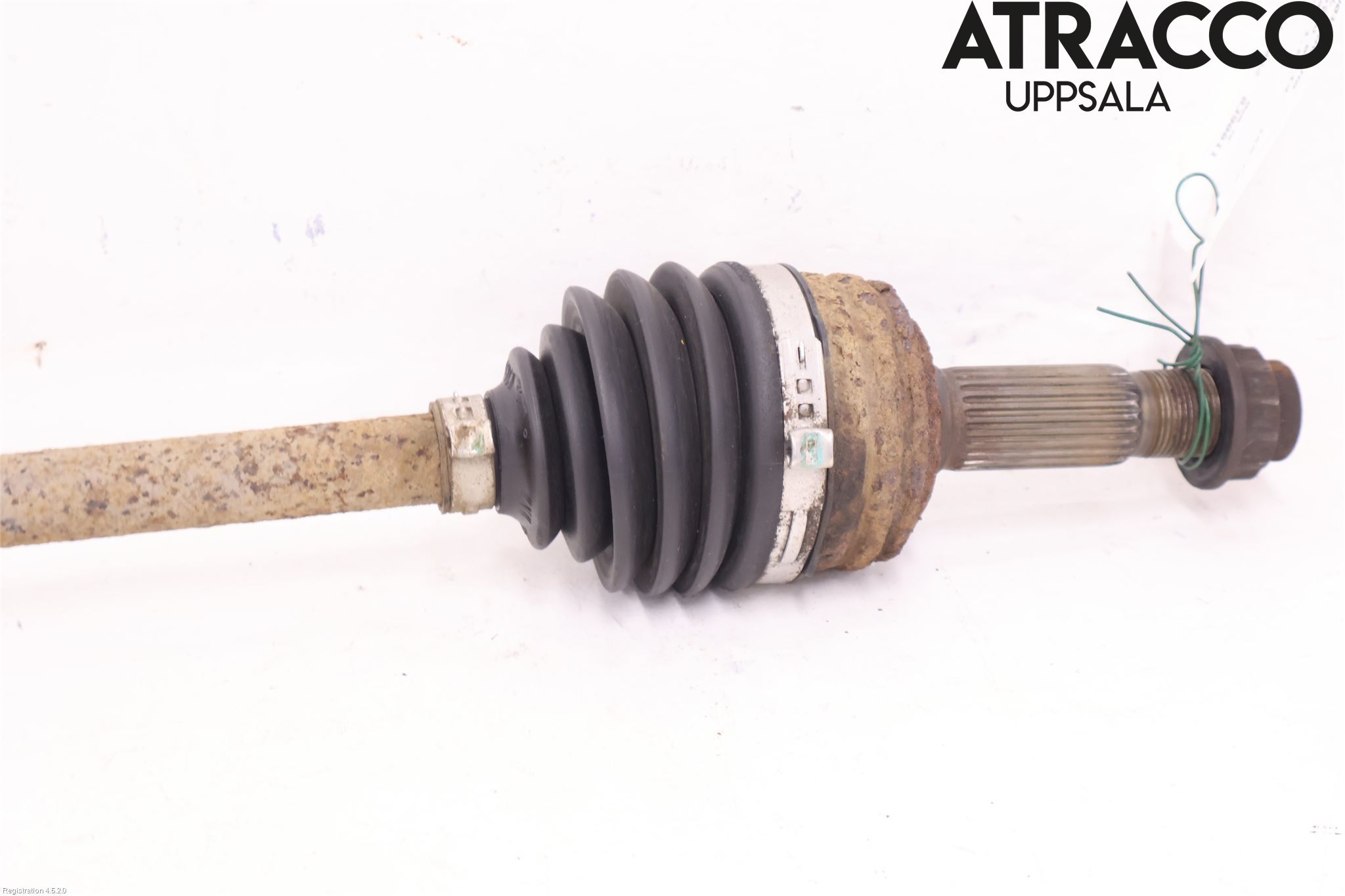Toyota AYGO 06-14 Drivaxel Fram Höger