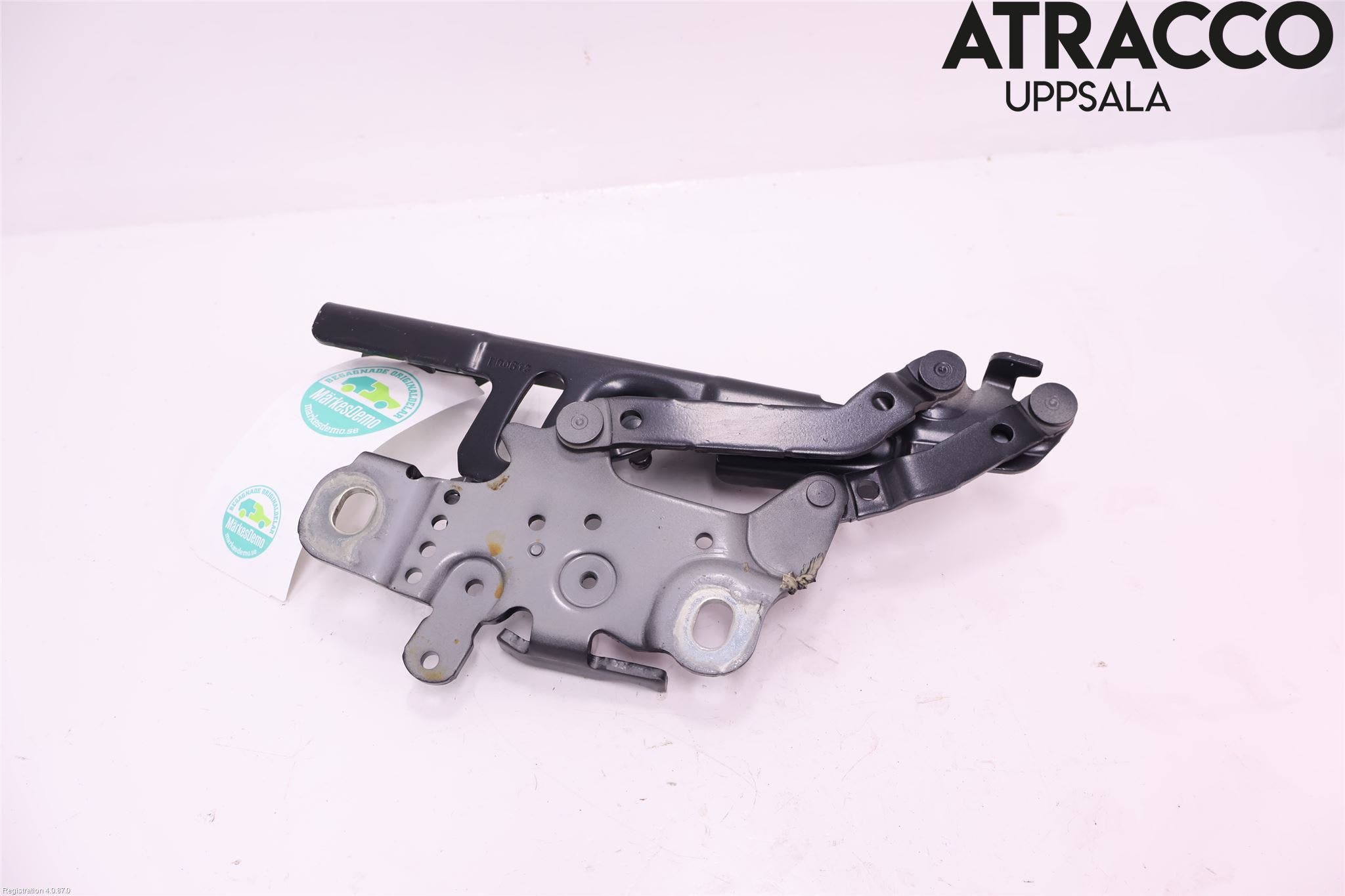 BMW 1 F20/F21 11-19 Huvgångjärn