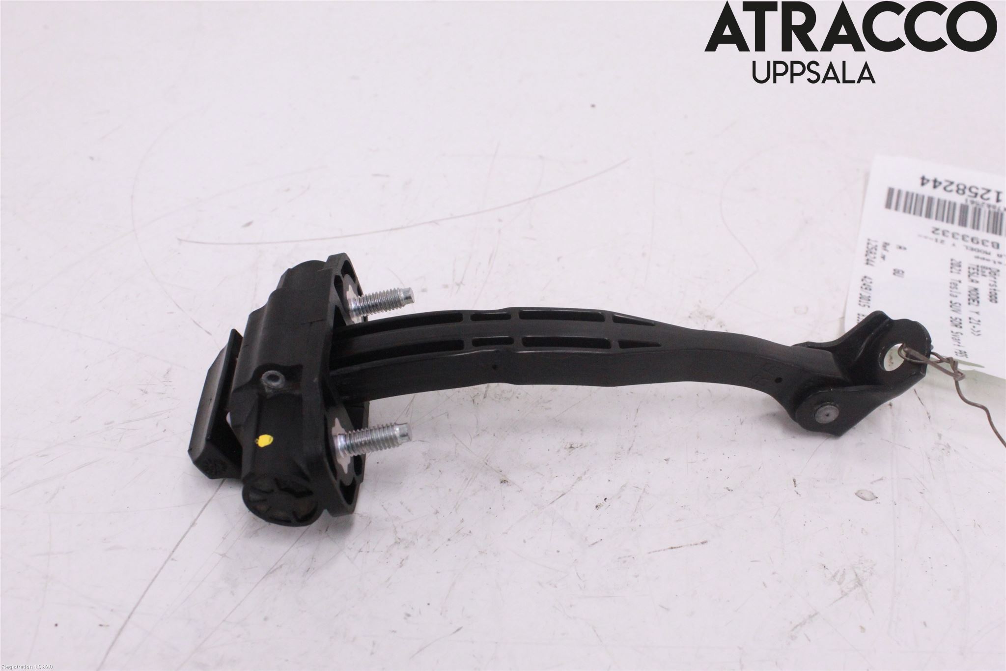 Tesla MODEL Y 21- Dörrstopp