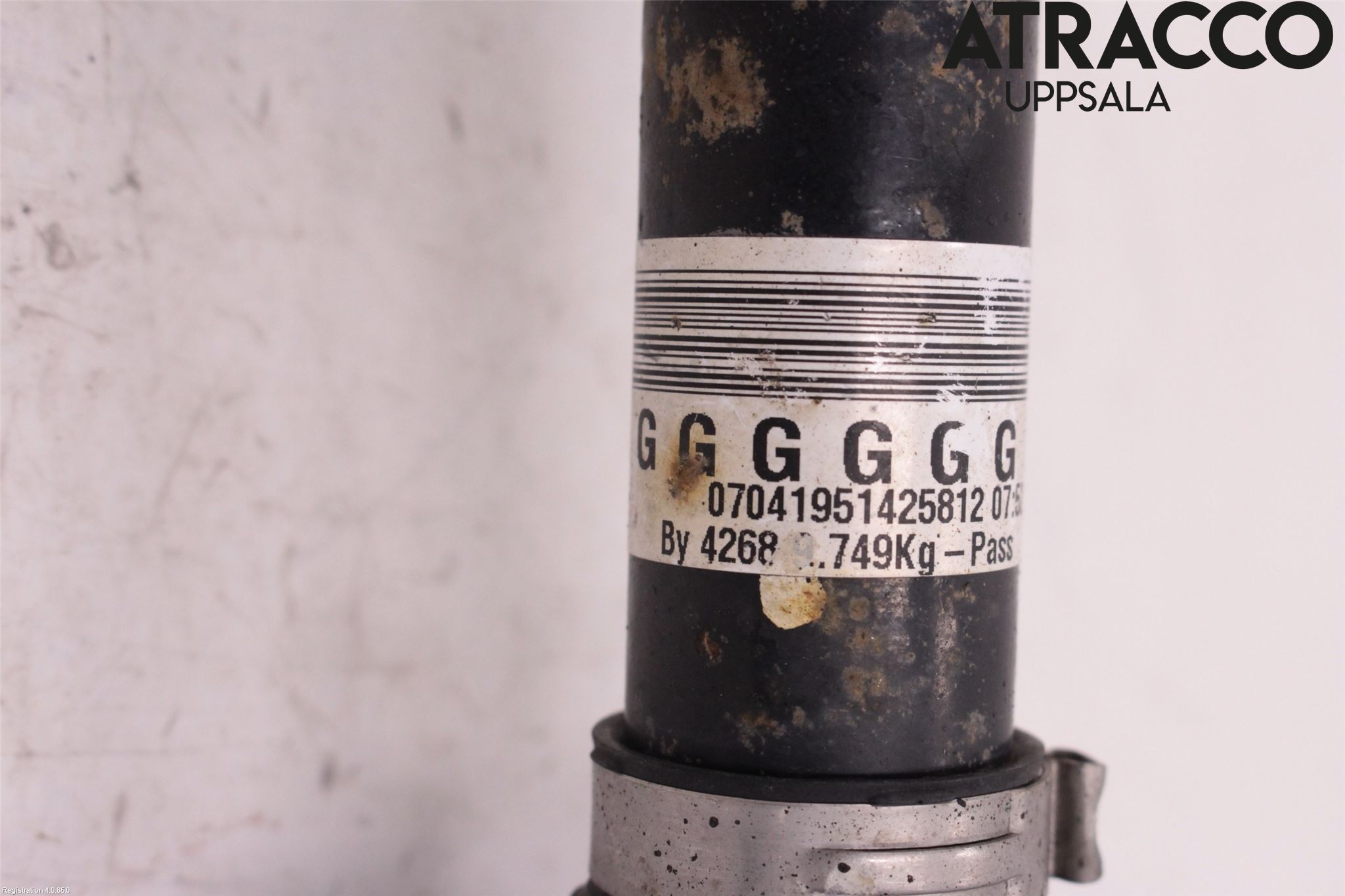 Toyota HILUX 16- Drivaxel Fram Höger