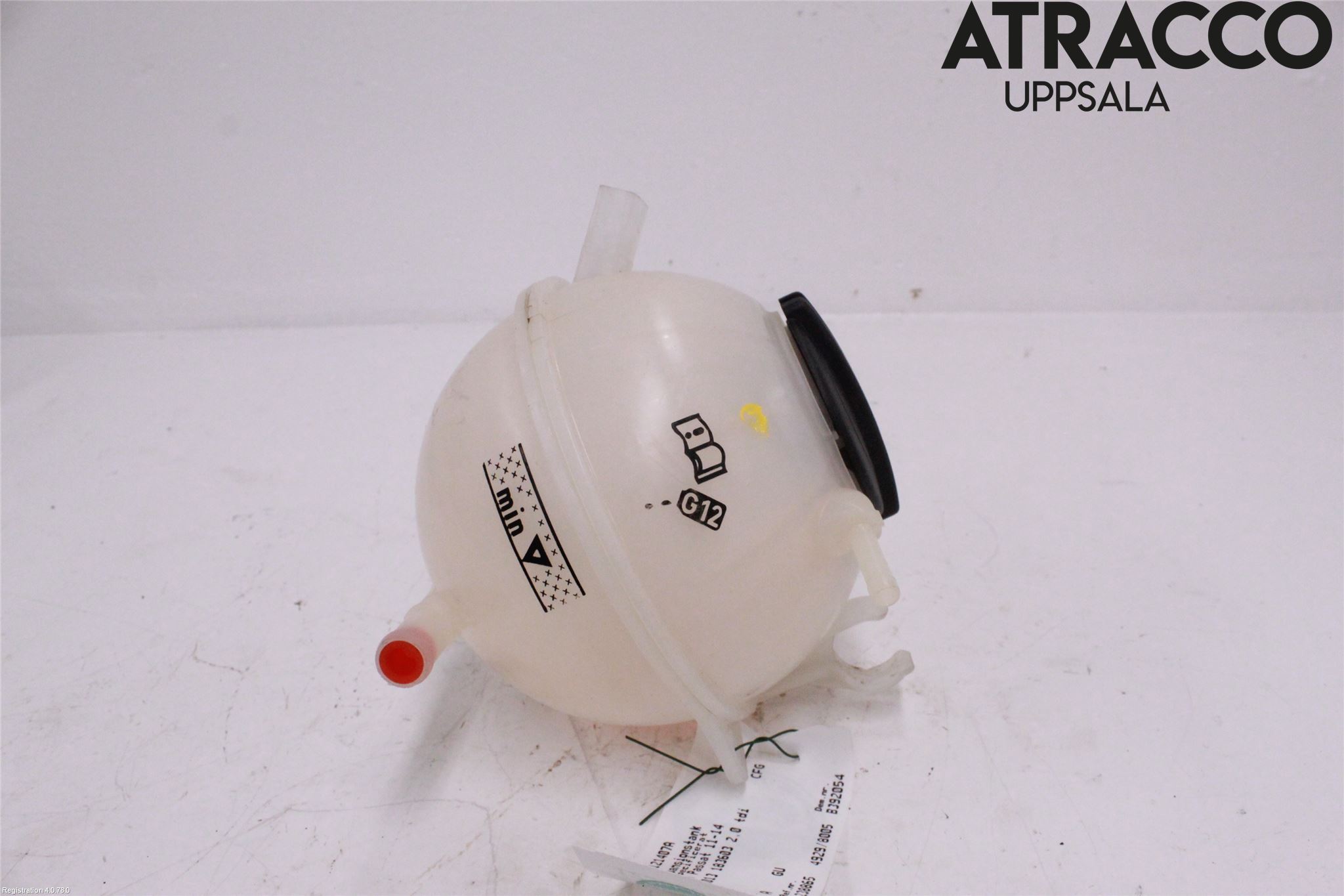 Volkswagen VW PASSAT 11-14 Expansionstank