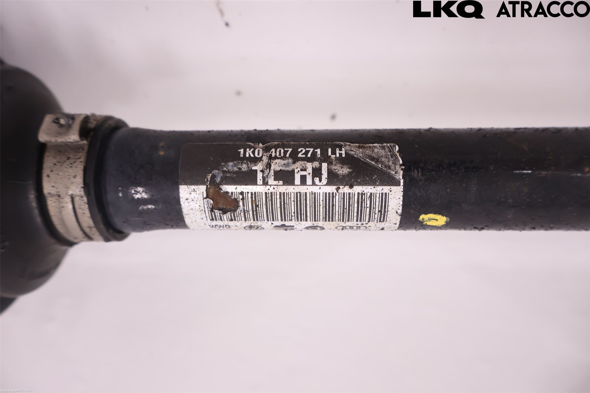 Volkswagen VW PASSAT 11-14 Drivaxel Fram Vänster