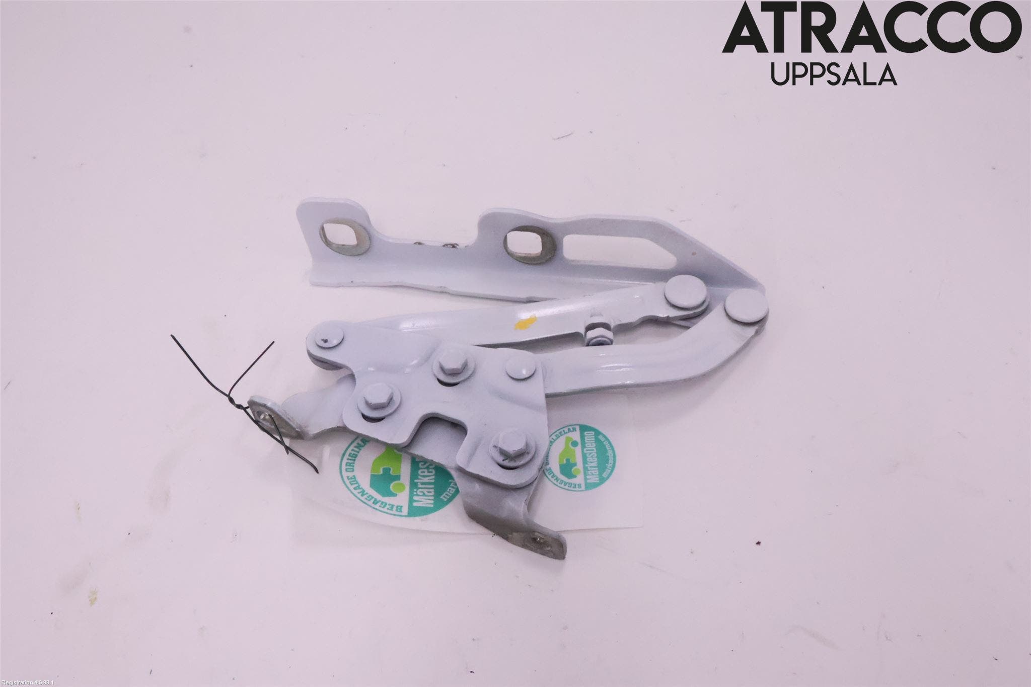 Opel CORSA D 07-14 Huvgångjärn