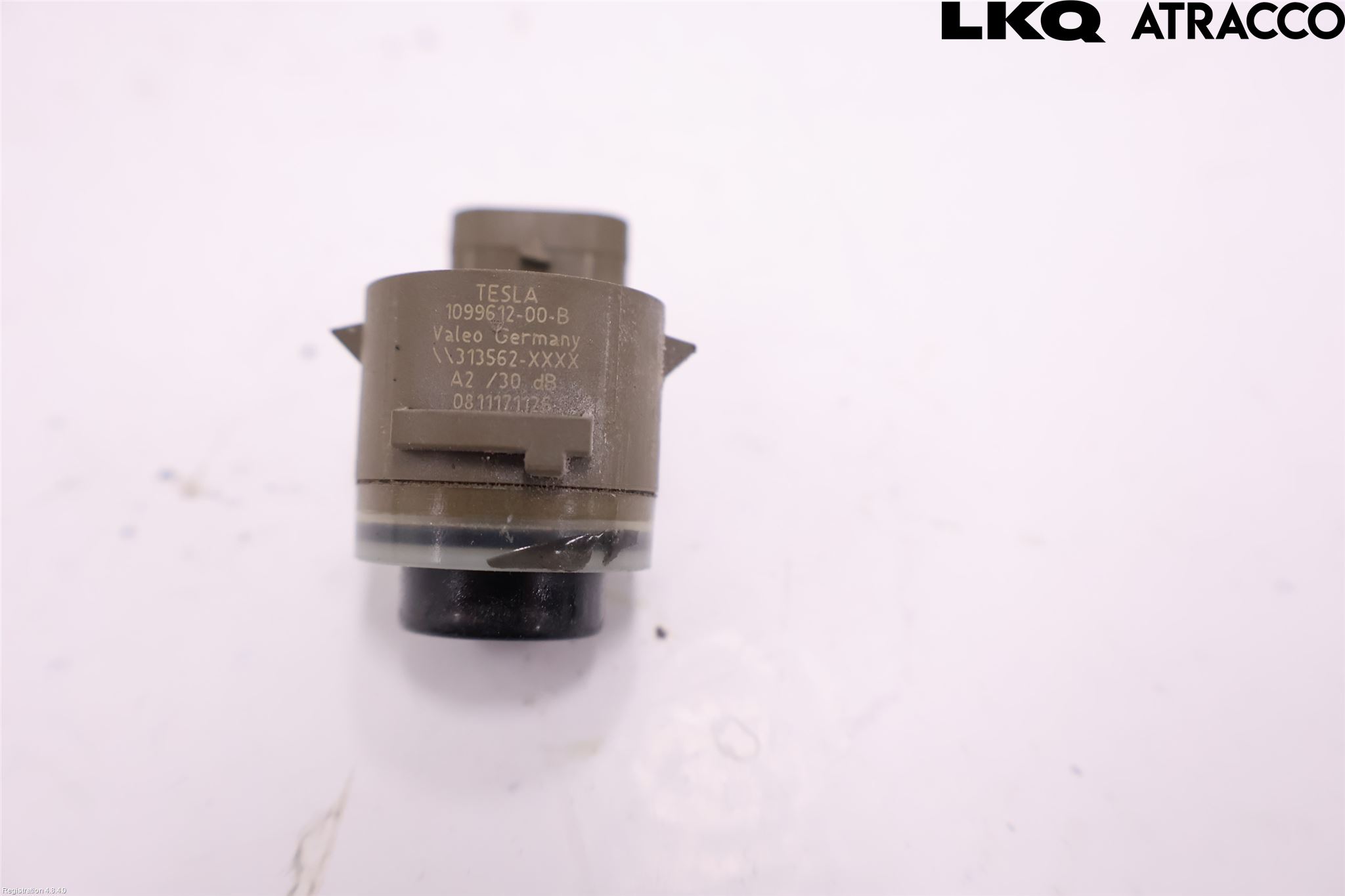 Tesla MODEL S 13- Parkeringshjälp Frontsensor