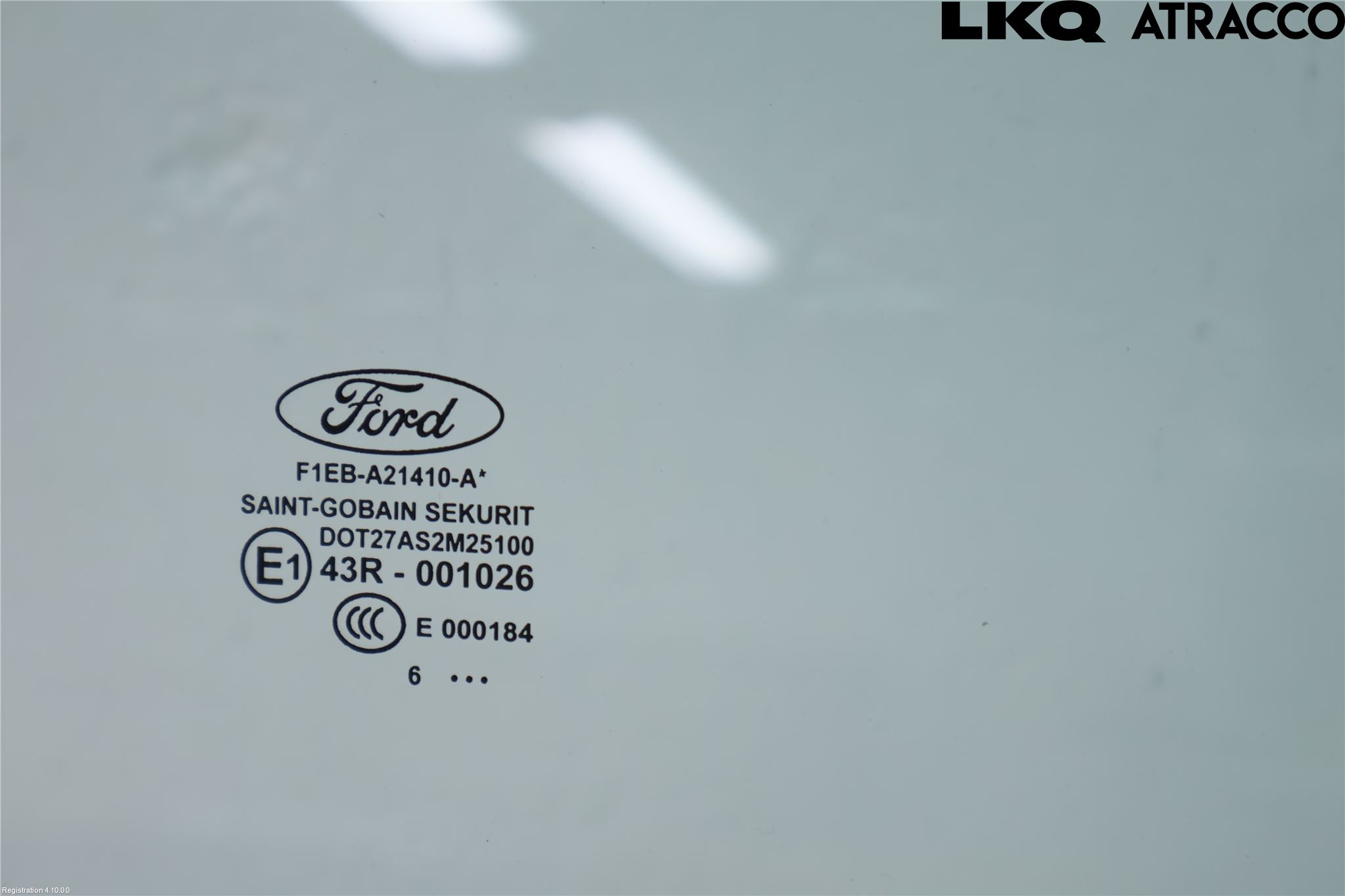 Ford FOCUS 15-18 Dörruta Fram Höger