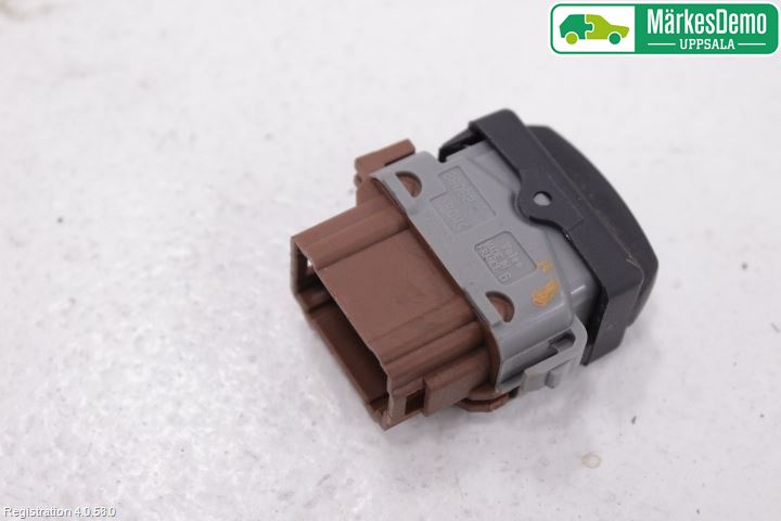 Renault MÉGANE II  03-05 Strömställare Barnlås