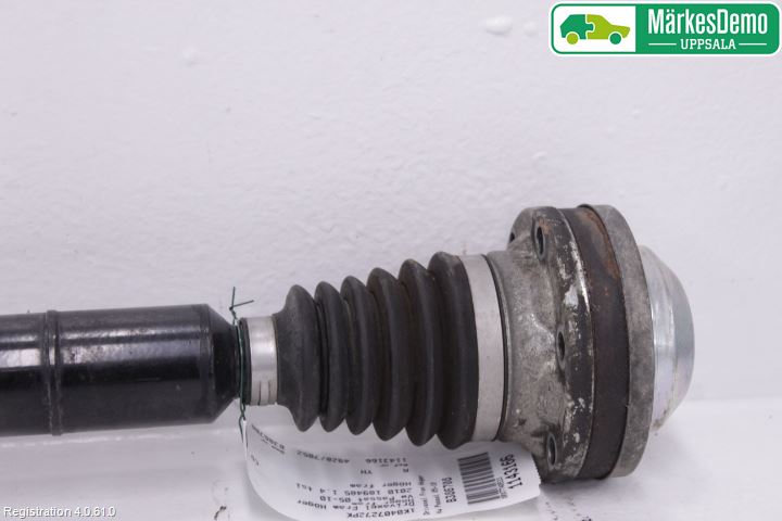 Volkswagen VW PASSAT 05-11 Drivaxel Fram Höger