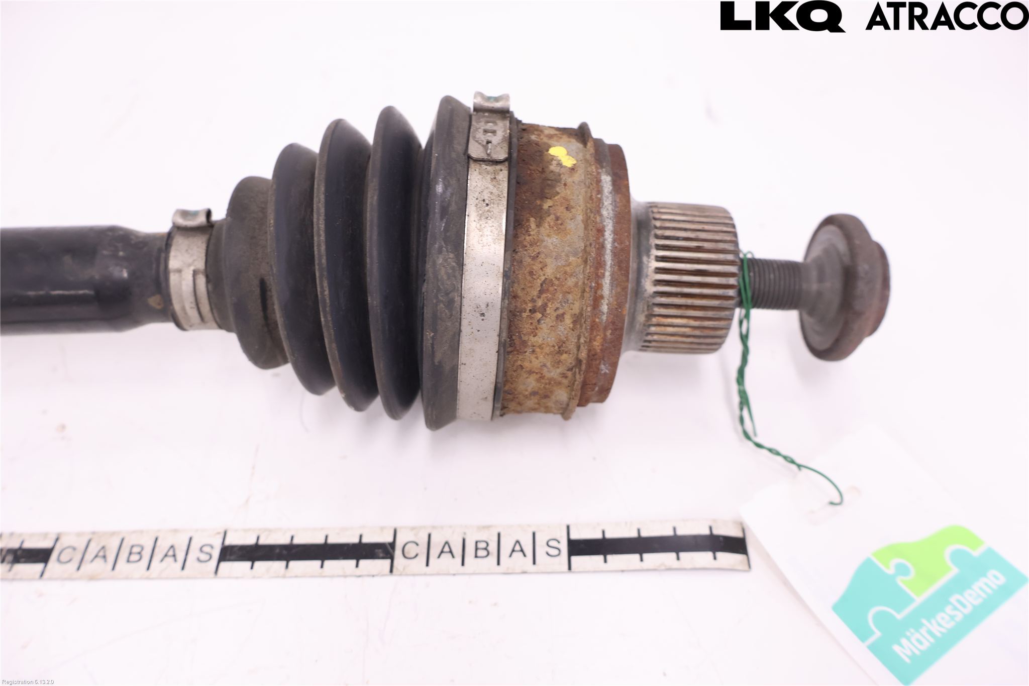 Audi A4 12-15 Drivaxel Fram Vänster