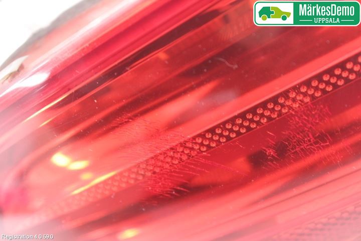 Audi A4/S4 08-11 Bakljus Lucka Hö