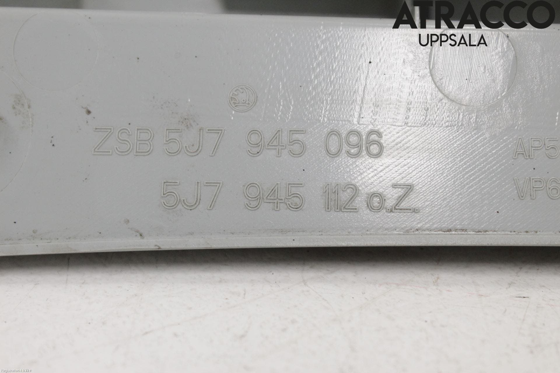 Skoda PRAKTIK Bakljus Höger