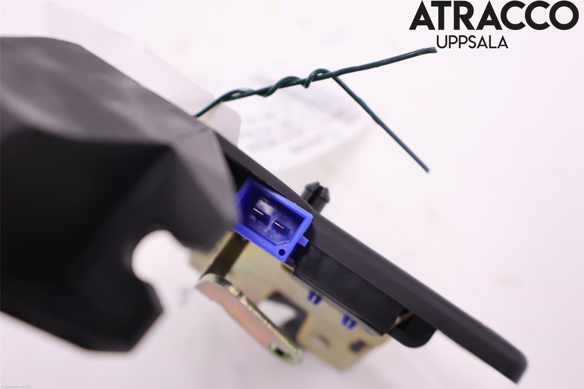 Audi A4/S4 01-05 Låskista Baklucka