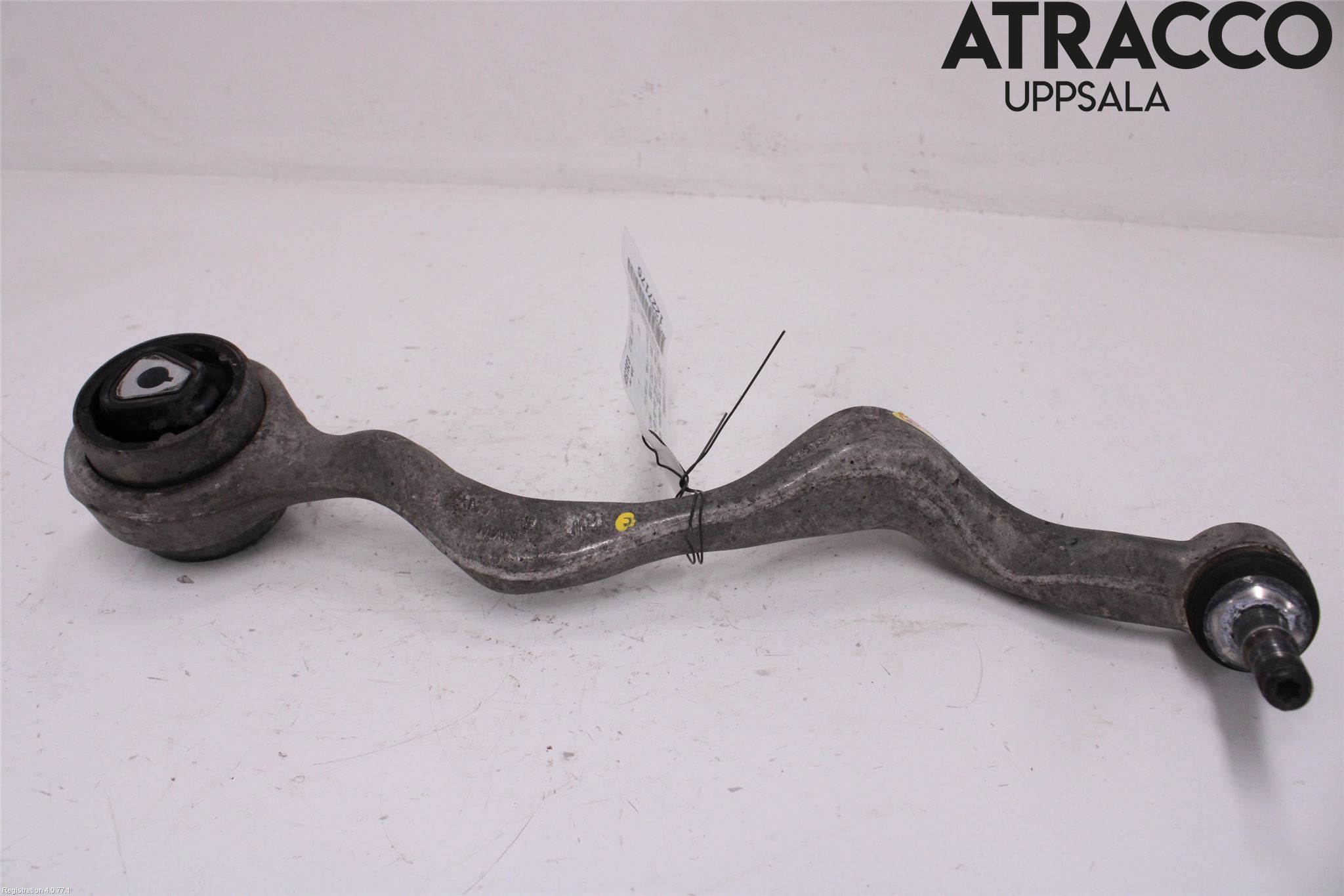 BMW 1 E87/81 5D/3D 03-11 Bärarm Fram Undre Vä