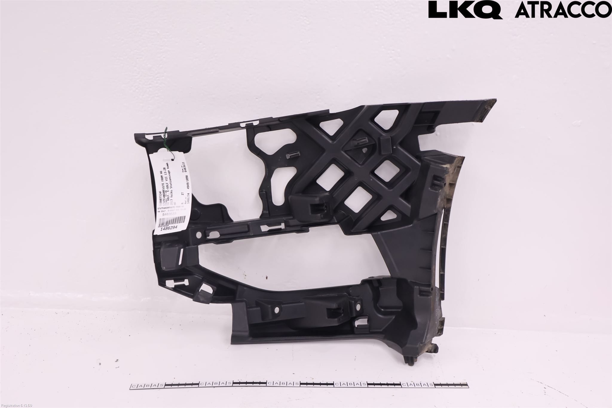 Volkswagen VW GOLF / E-GOLF VII 13-20 Stötfångarfäste Fram Hö