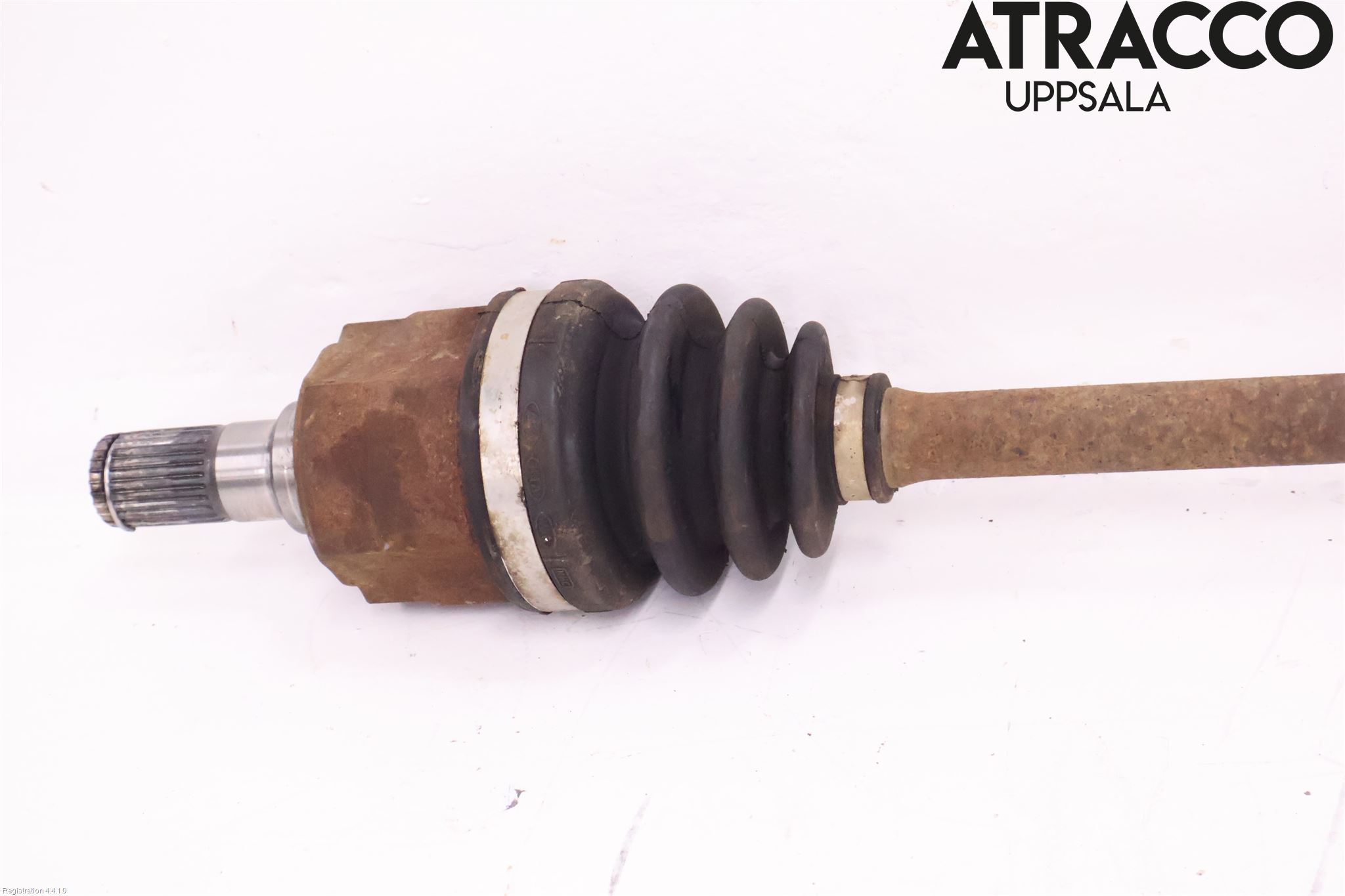 Hyundai i20 PB 09-14 Drivaxel Fram Vänster