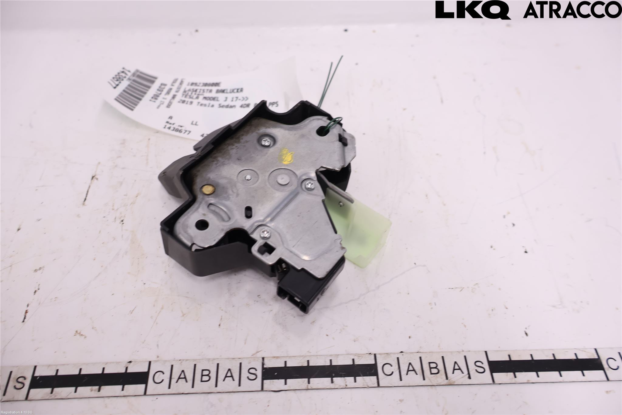 Tesla MODEL 3 17- Låskista Baklucka