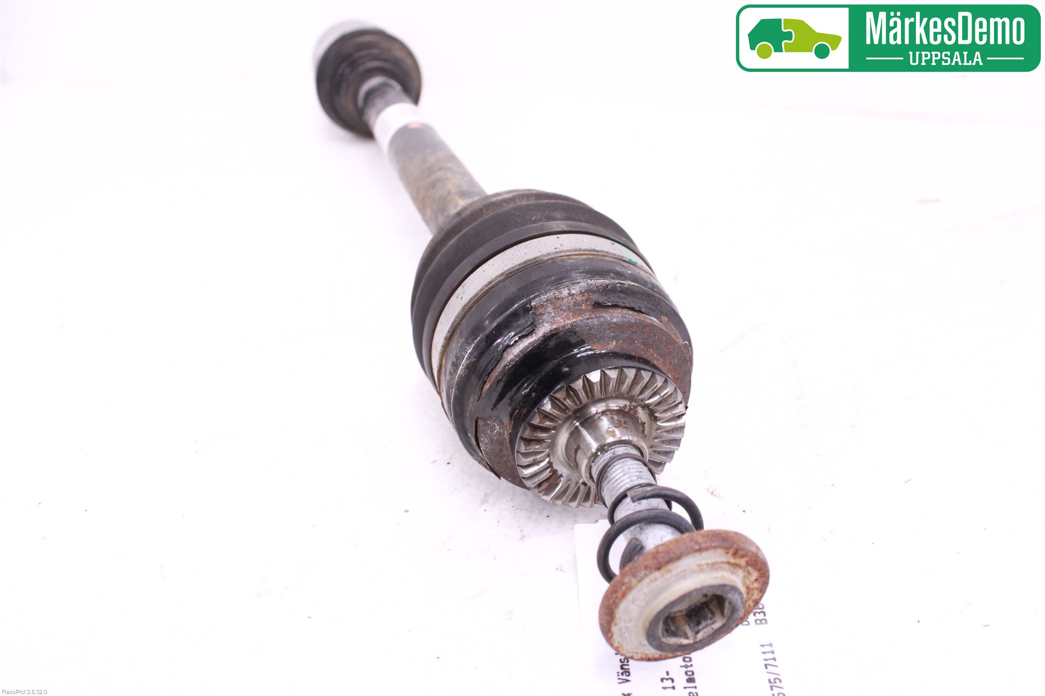 BMW i3 I01 13-22 Drivaxel Bak Vänster
