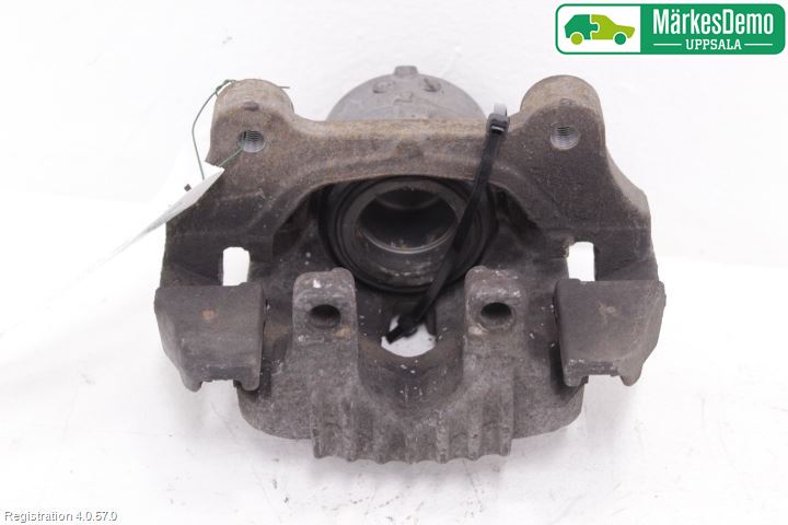 BMW 3 E90/91 SED/TOU 05-12 Bromsok Fram Höger