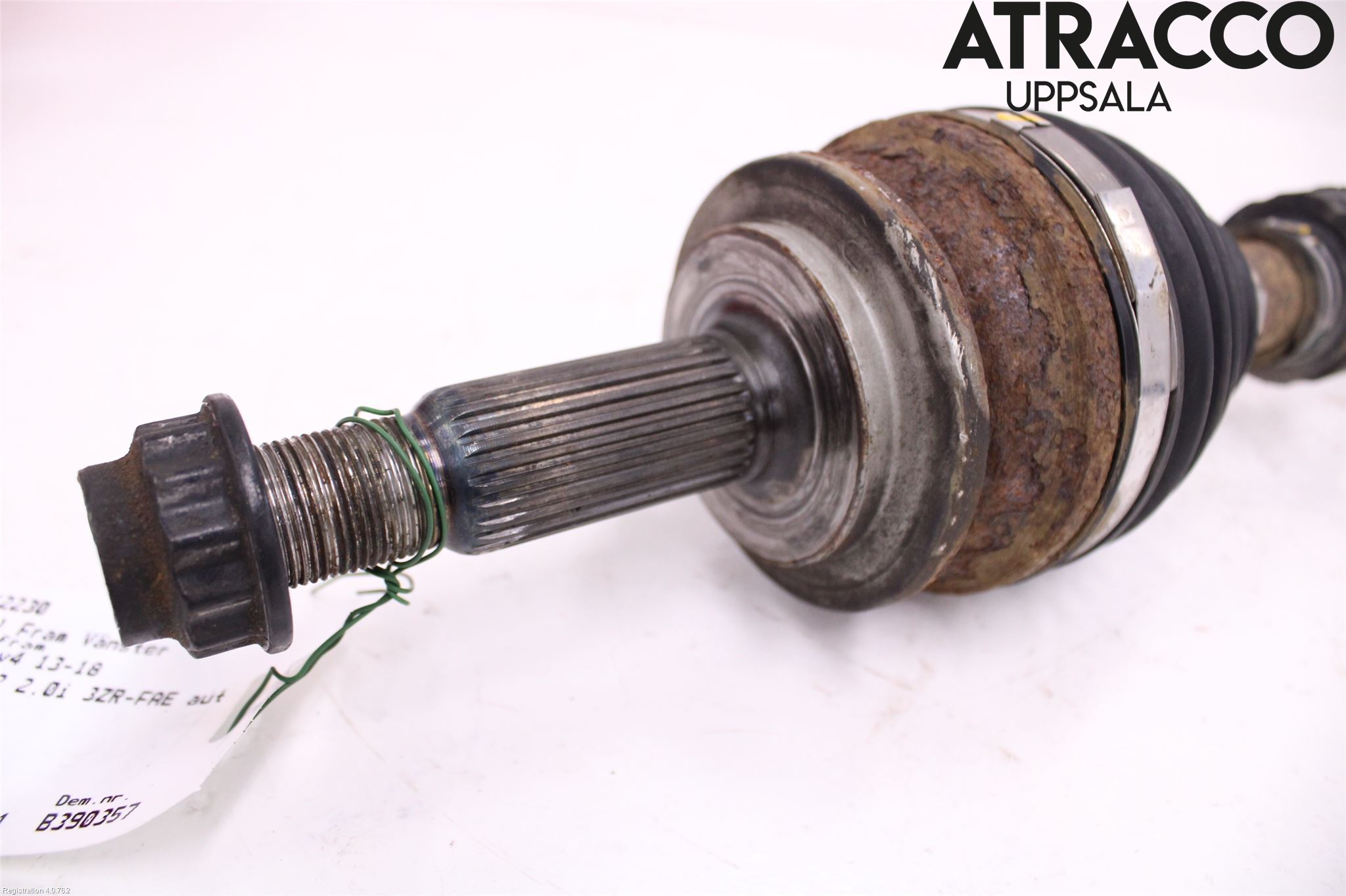 Toyota RAV4 13-18 Drivaxel Fram Vänster