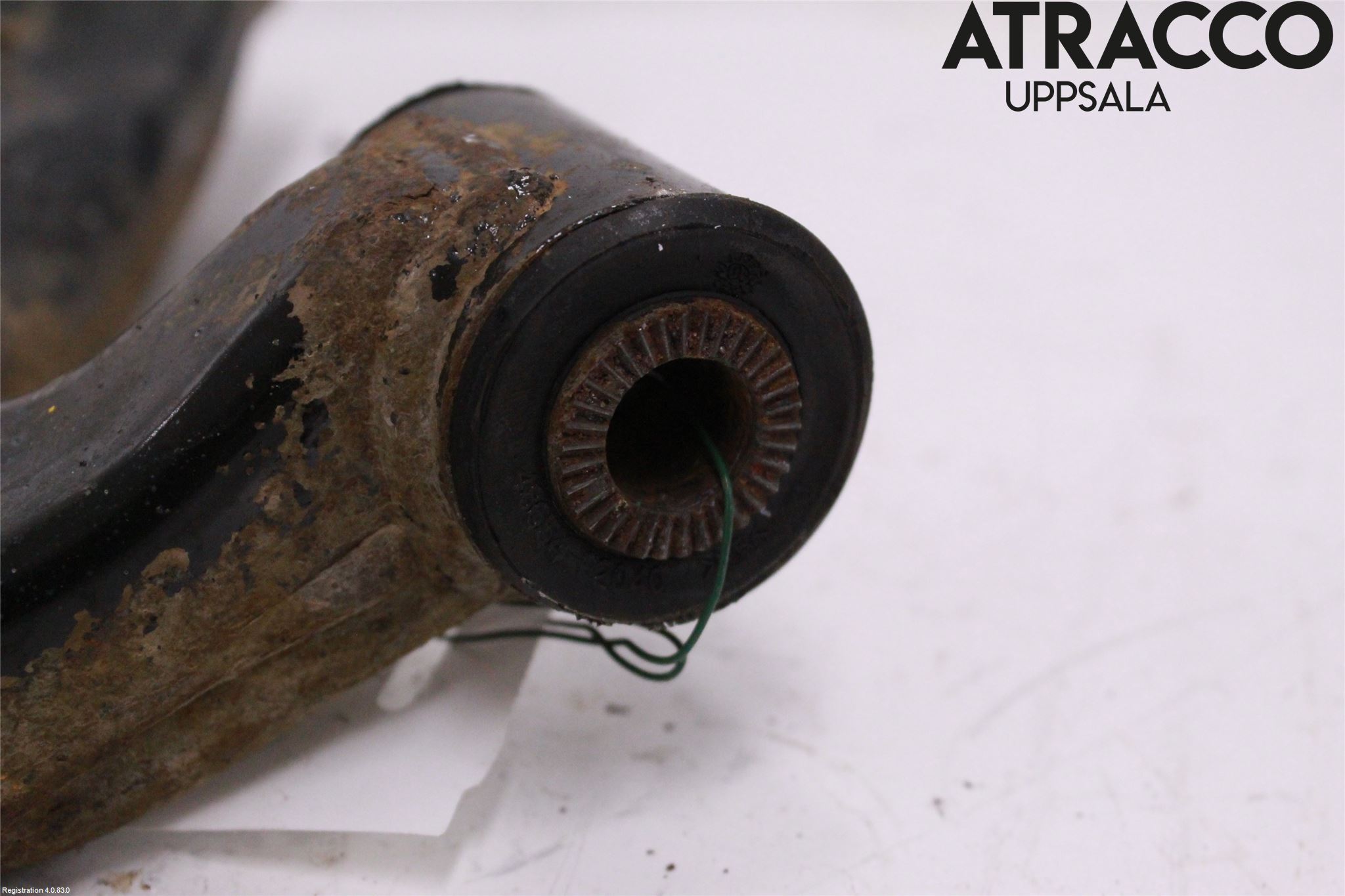 Toyota AURIS 10-12 Bärarm Fram Undre Hö