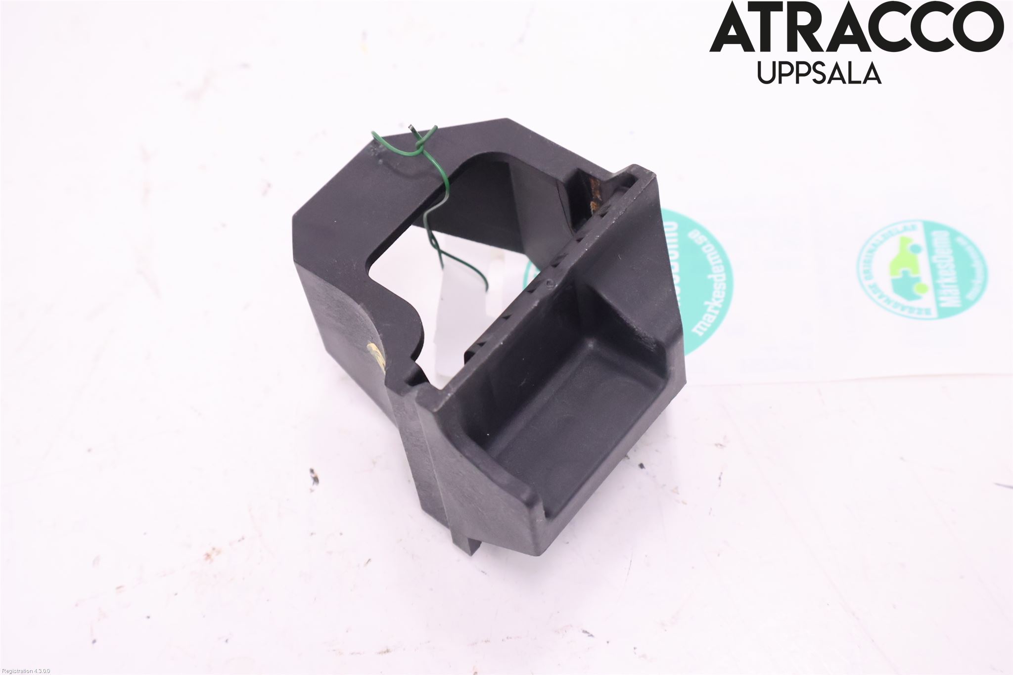 BMW 1 E87/81 5D/3D 03-11 Kylarfäste-Ram-Balk