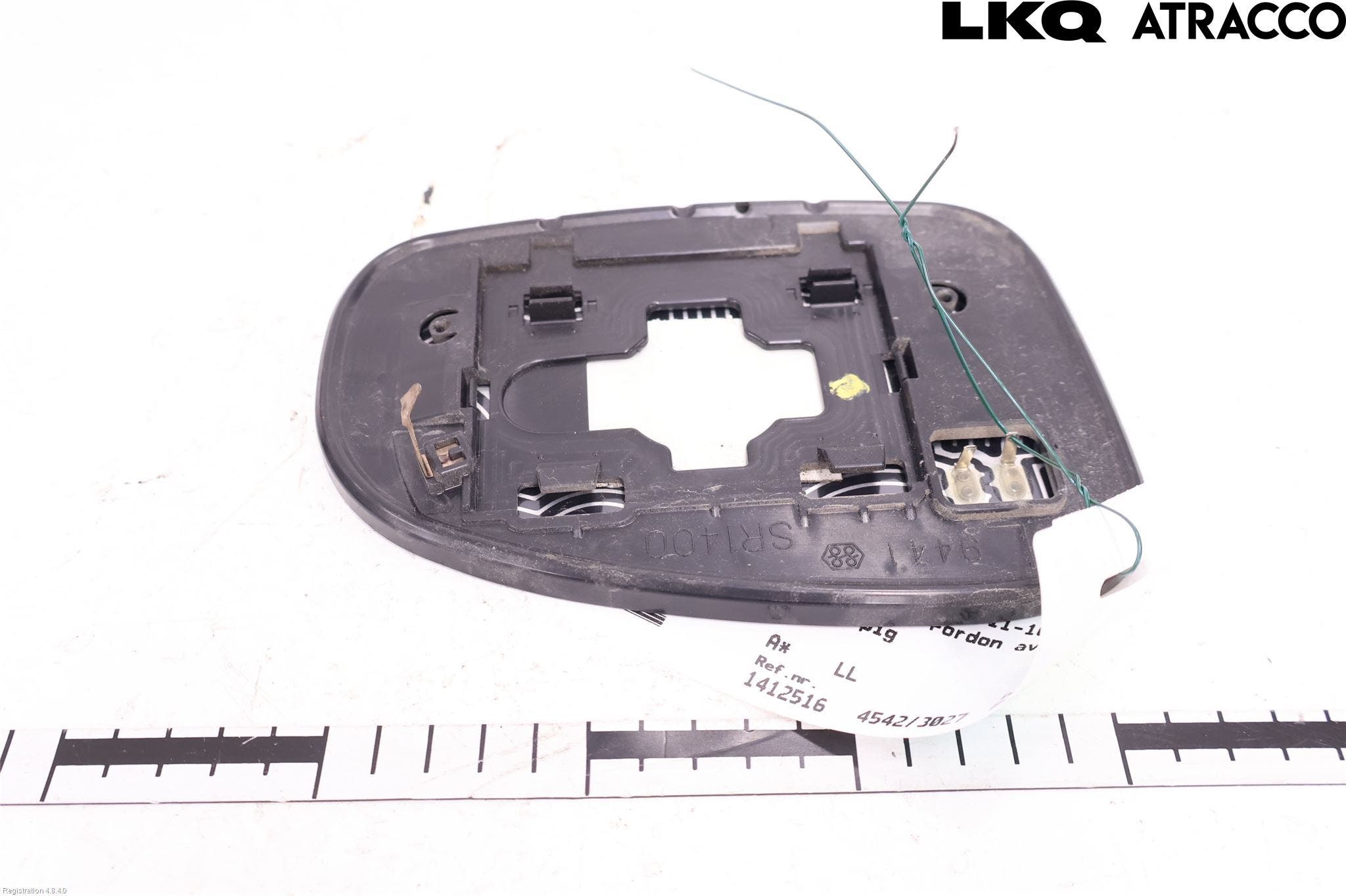 Toyota VERSO-S 11-16 Spegelglas Vä