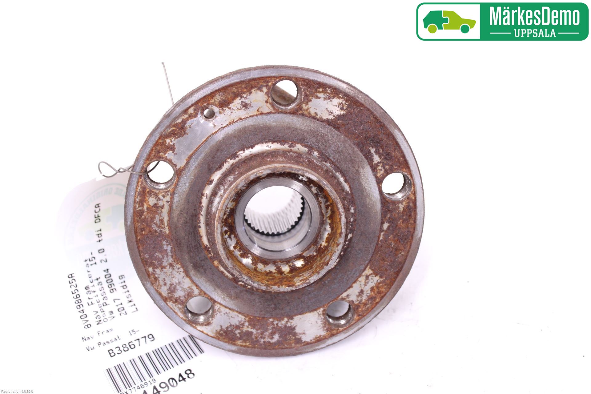 Volkswagen VW PASSAT 15-19 Nav Fram