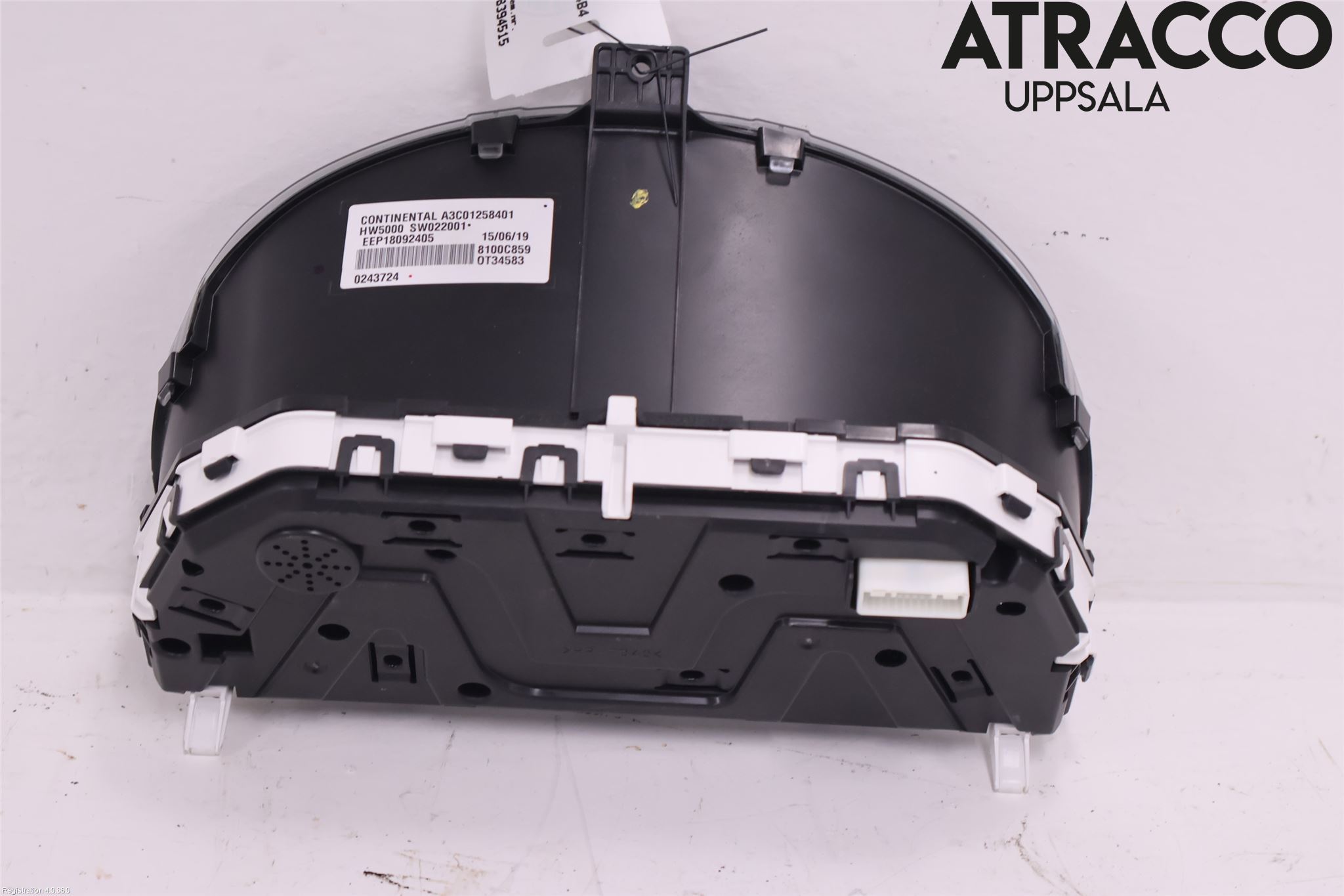 Mitsubishi ECLIPS CROSS Instrument Komb