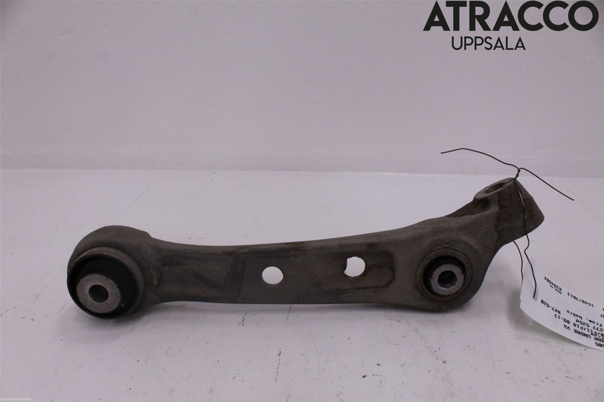 BMW 5 F10/F11/F18 09-17 Bärarm Fram Undre Vä