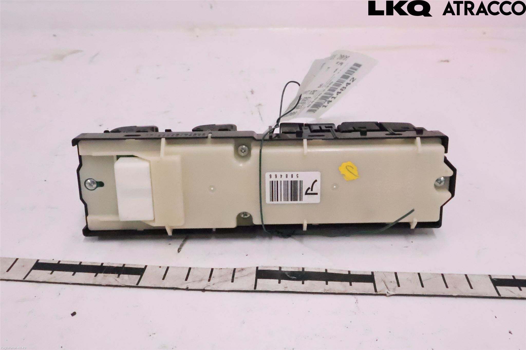 Lexus NX 340h/450h+ 21- Strömställare Elhiss