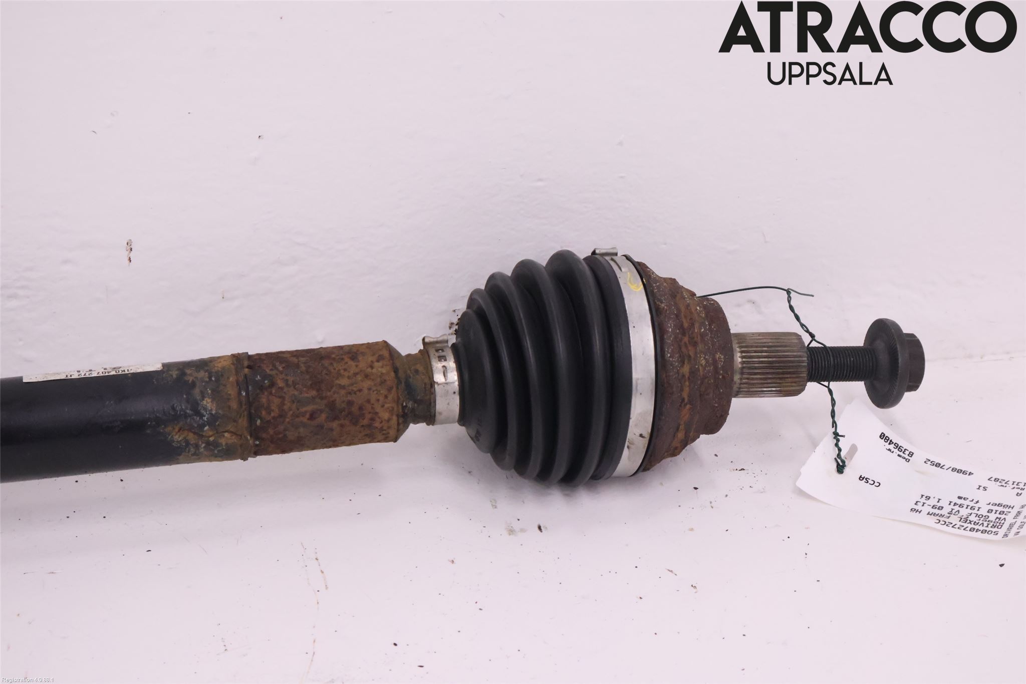 Volkswagen VW GOLF VI 09-13 Drivaxel Fram Höger