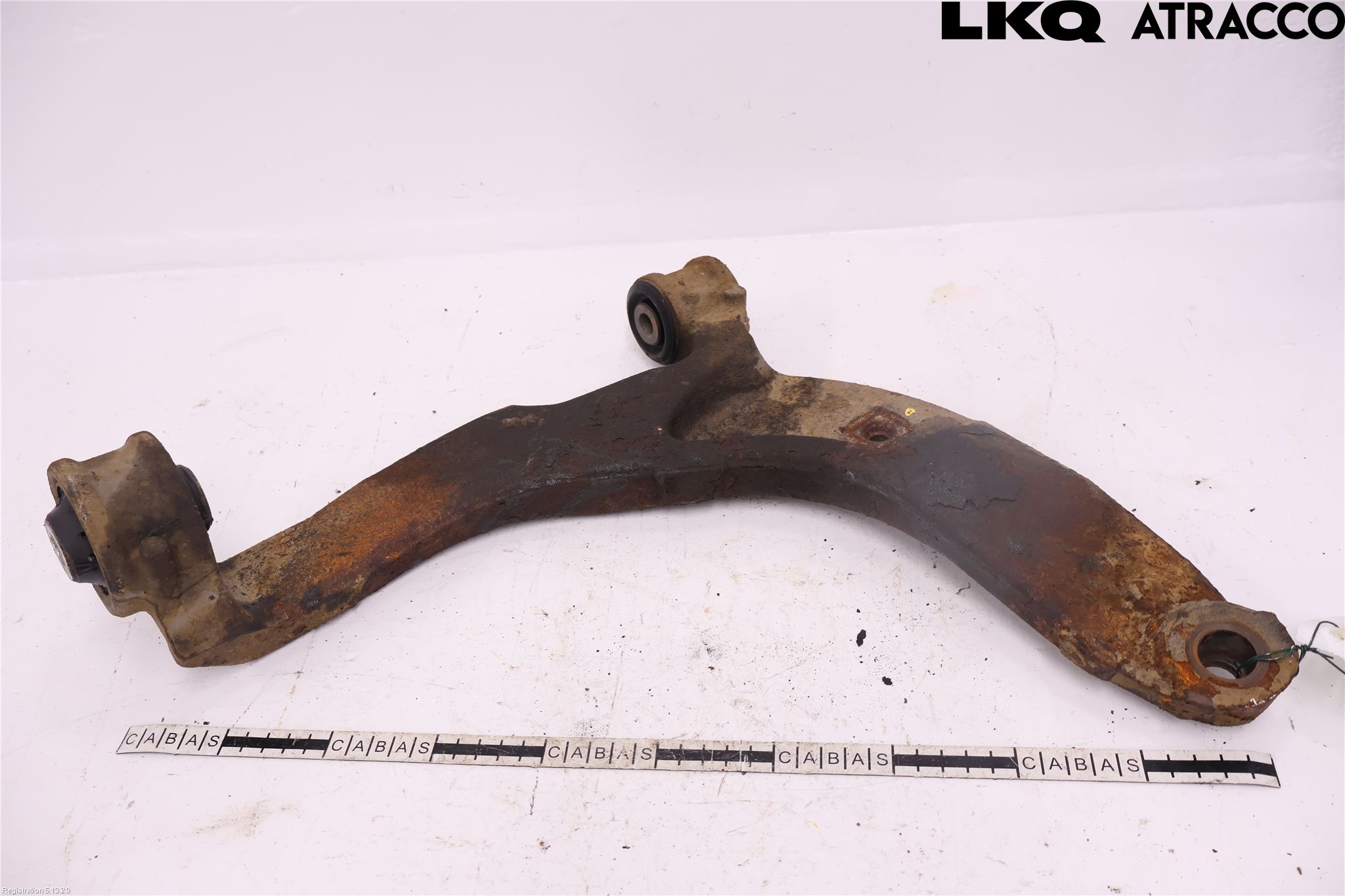 Volkswagen VW TRANSP/CARAVELLE (T6) 16-22 Bärarm Fram Undre Hö