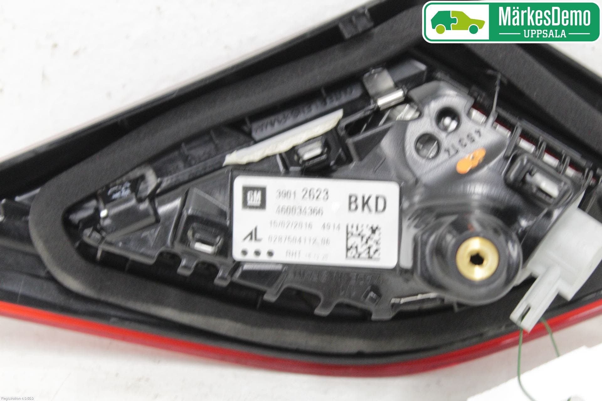 Opel CORSA E 15-19 Bakljus Lucka Vä