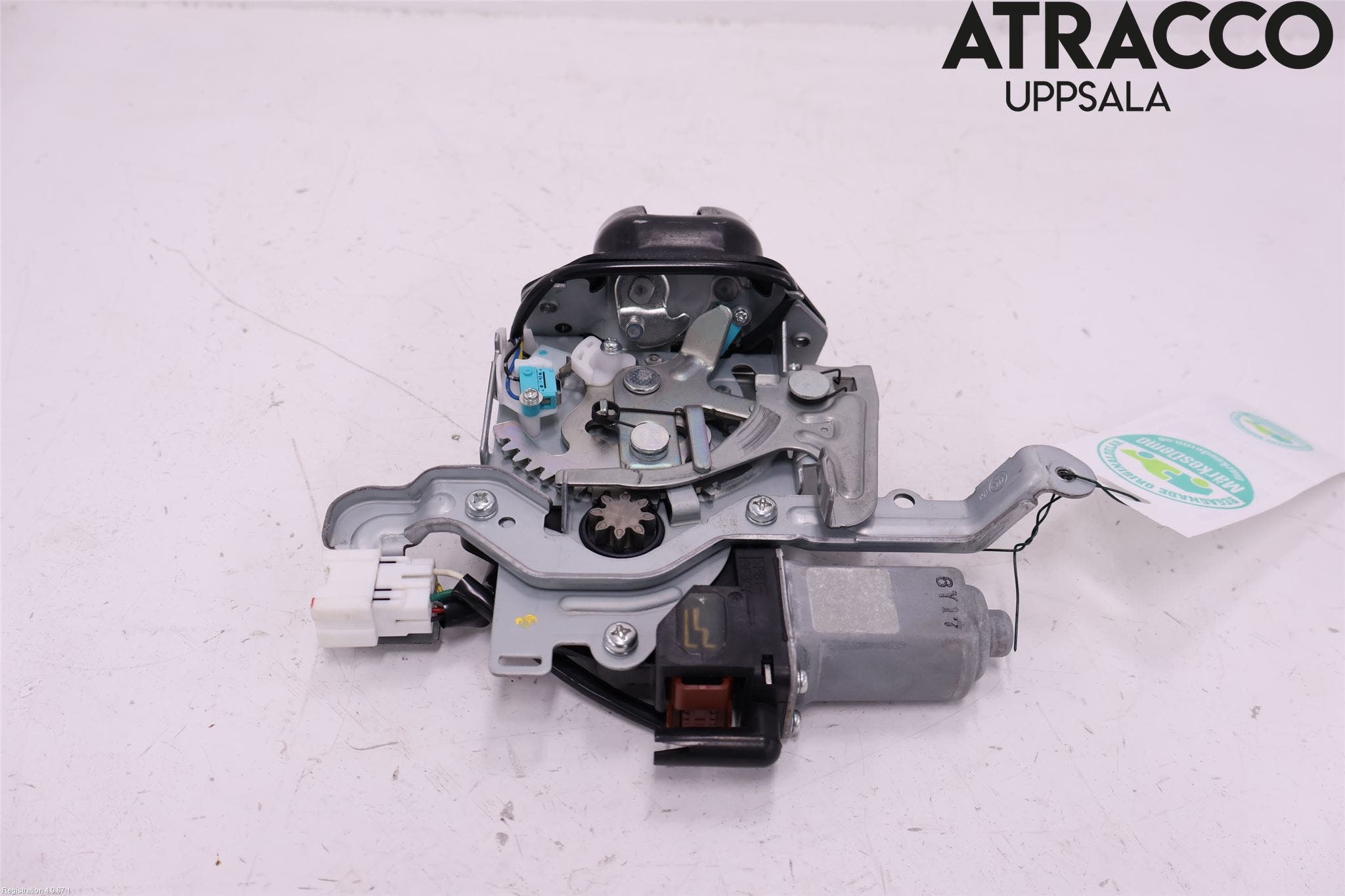 Nissan X-TRAIL 14-21 Låskista Baklucka