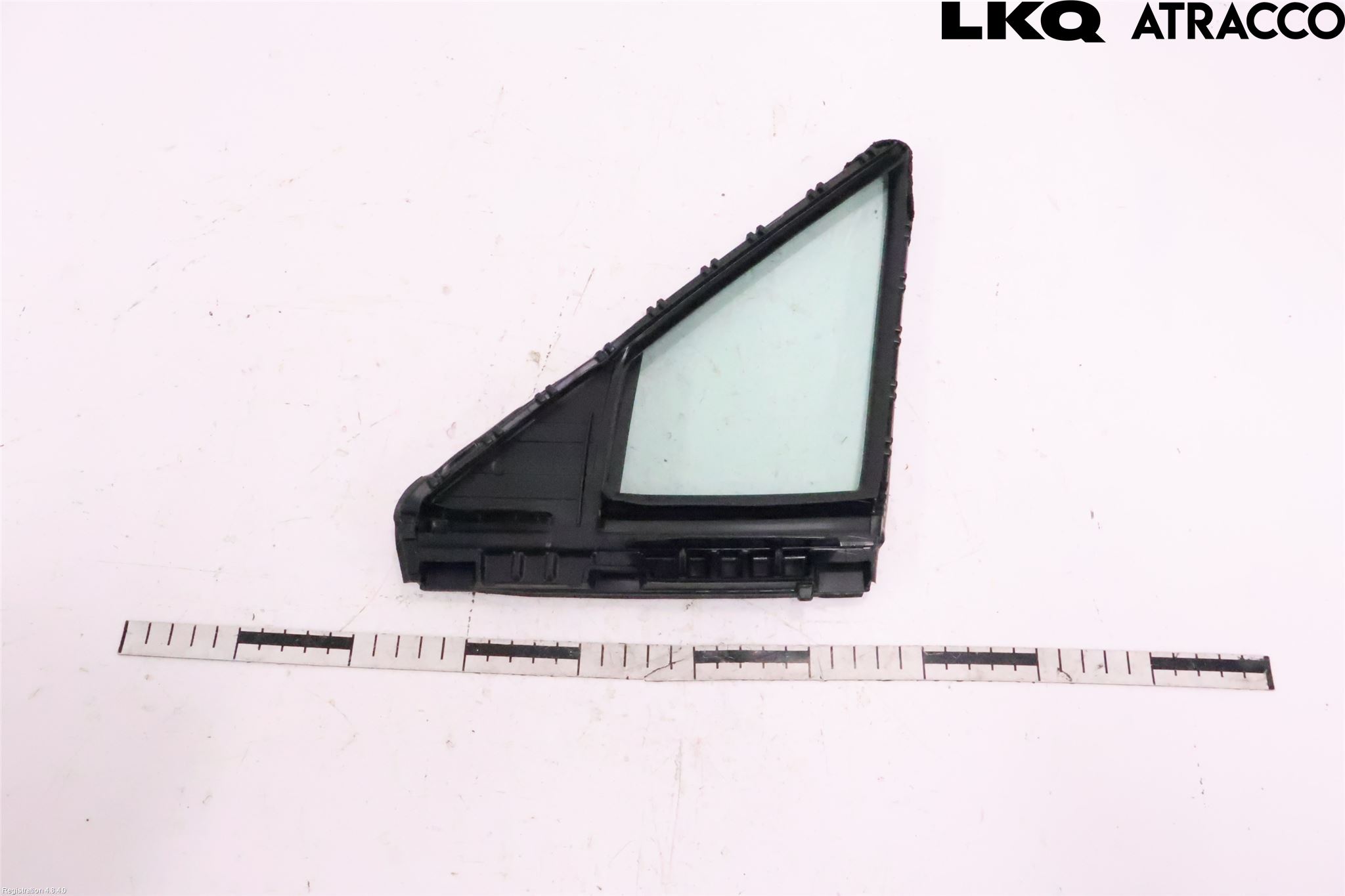 Toyota COROLLA CROSS XG10 22- Dörruta Fram Lilla Hö