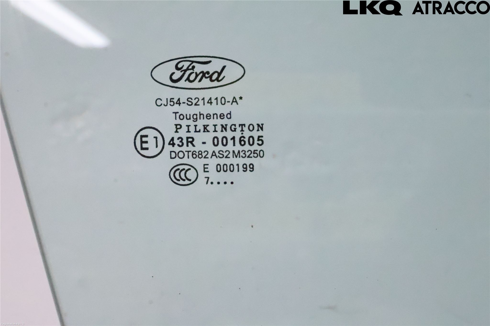 Ford KUGA 17-19 Dörruta Fram Höger