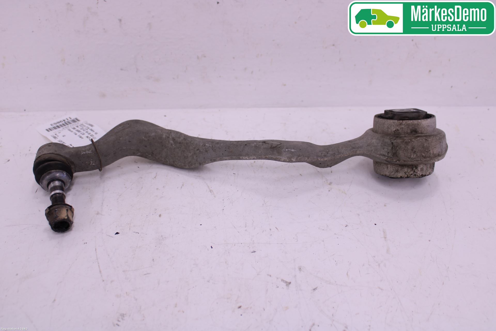 BMW 1 E87/81 5D/3D 03-11 Bärarm Fram Undre Vä