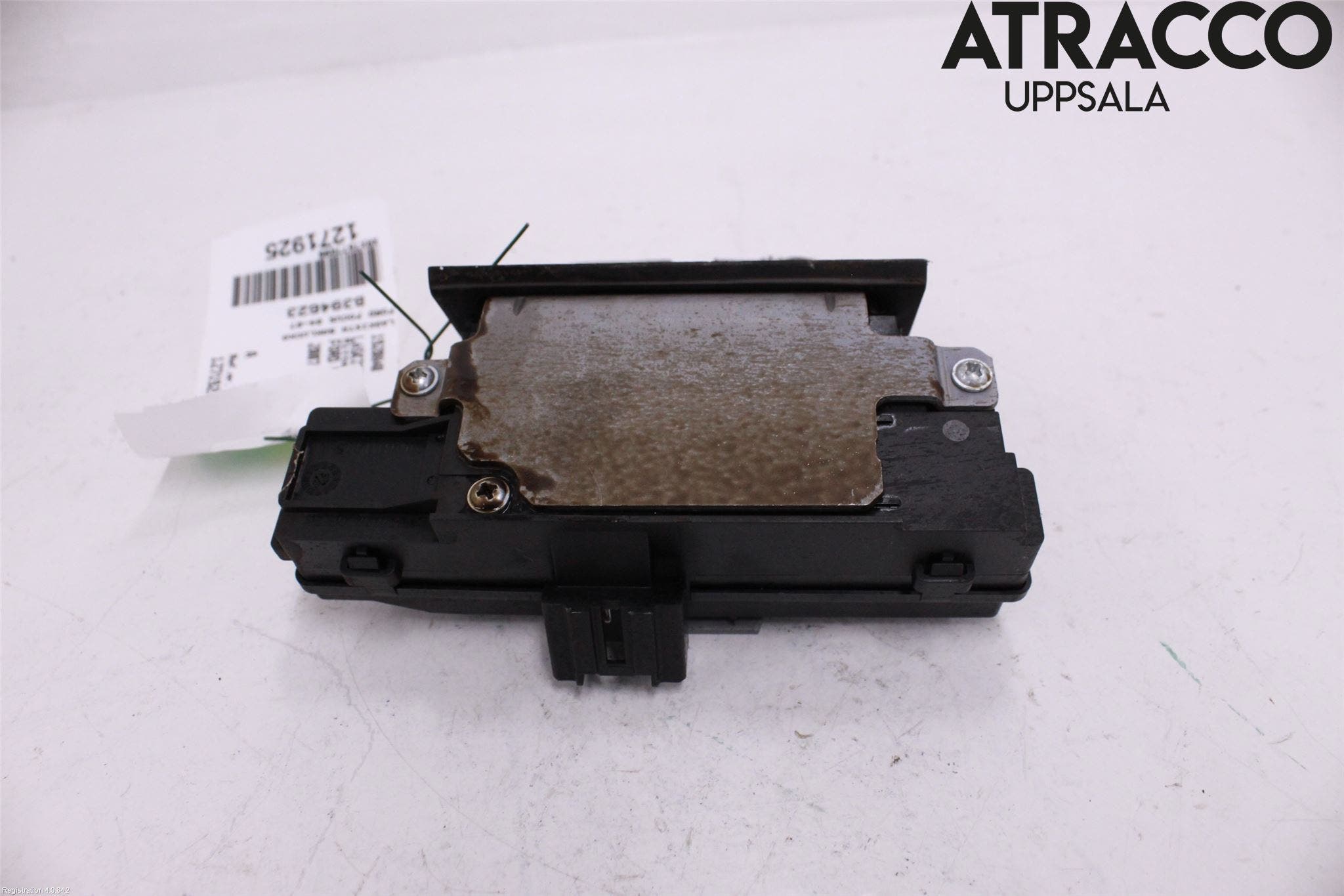 Ford FOCUS 04-07 Låskista Baklucka