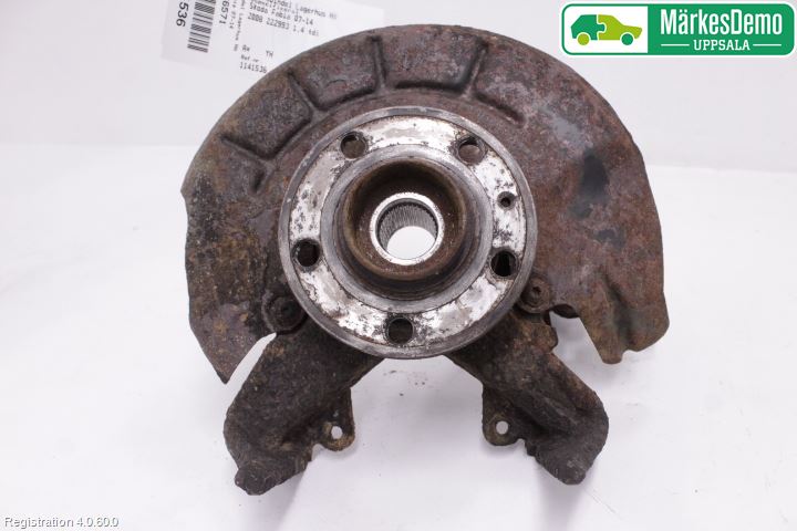 Skoda FABIA 07-14 Styrspindel Lagerhus Hö