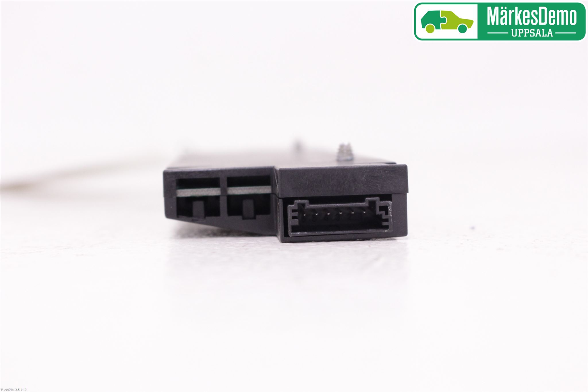 BMW 5 F10/F11/F18 09-17 Antennförstärkare