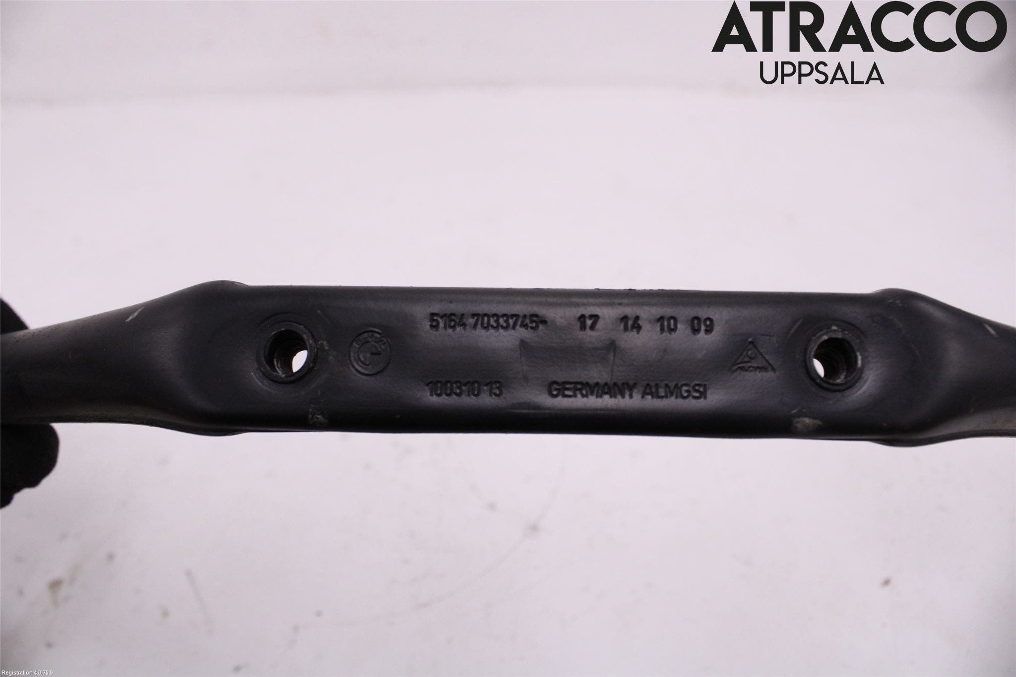 BMW 5 E60/61 Sed/Tou 02-10 Frontplåt