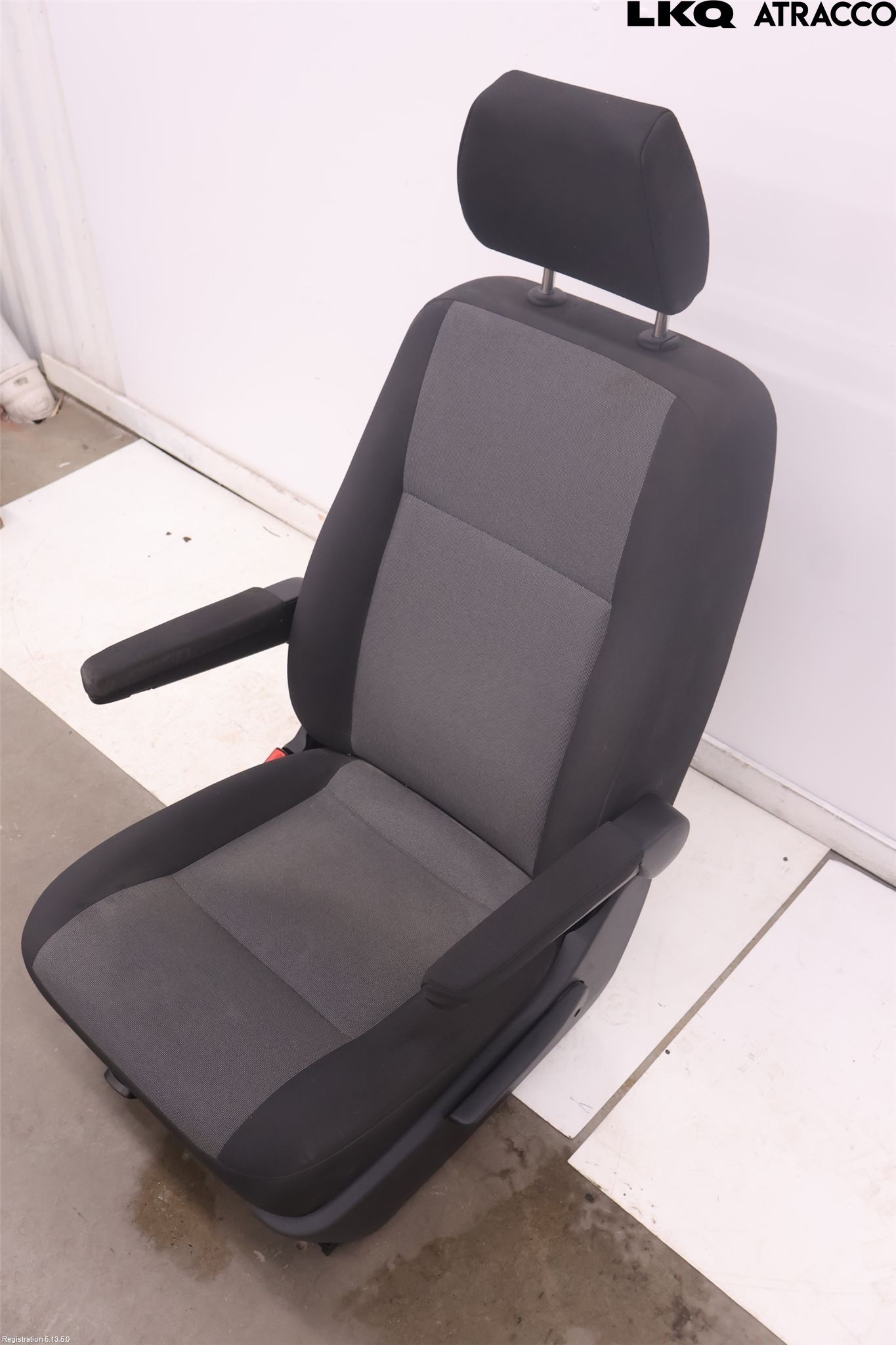 Volkswagen VW TRANSP/CARAVELLE (T6) 16-22 Inredning Stol Fram Vä