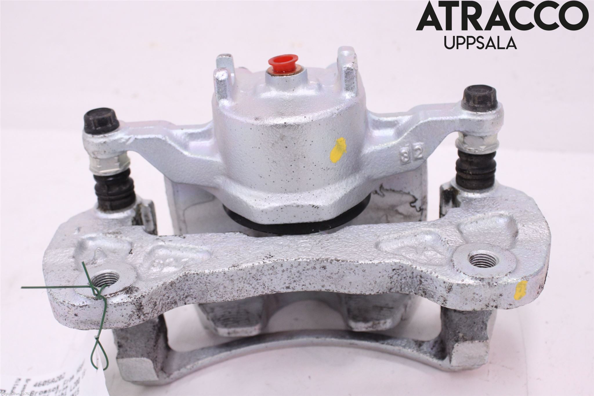 Mitsubishi L200 16-23 Bromsok Fram Höger